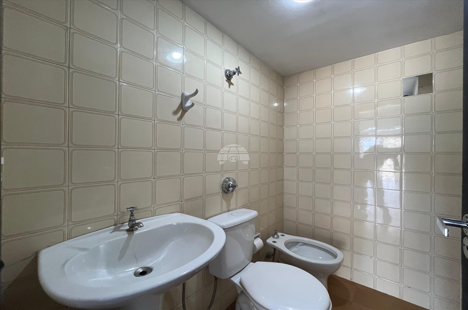 Sala/Conjunto Comercial para alugar em Centro Cívico, Curitiba — Toyo Imóveis - Curitiba/PR