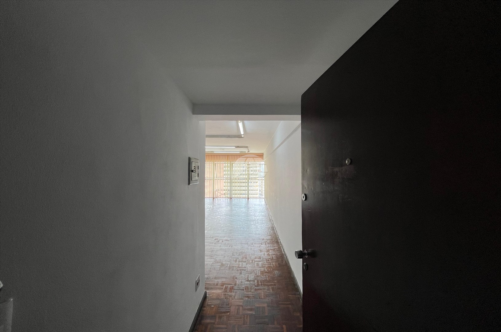 Sala/Conjunto Comercial para alugar em Centro Cívico, Curitiba — Toyo Imóveis - Curitiba/PR