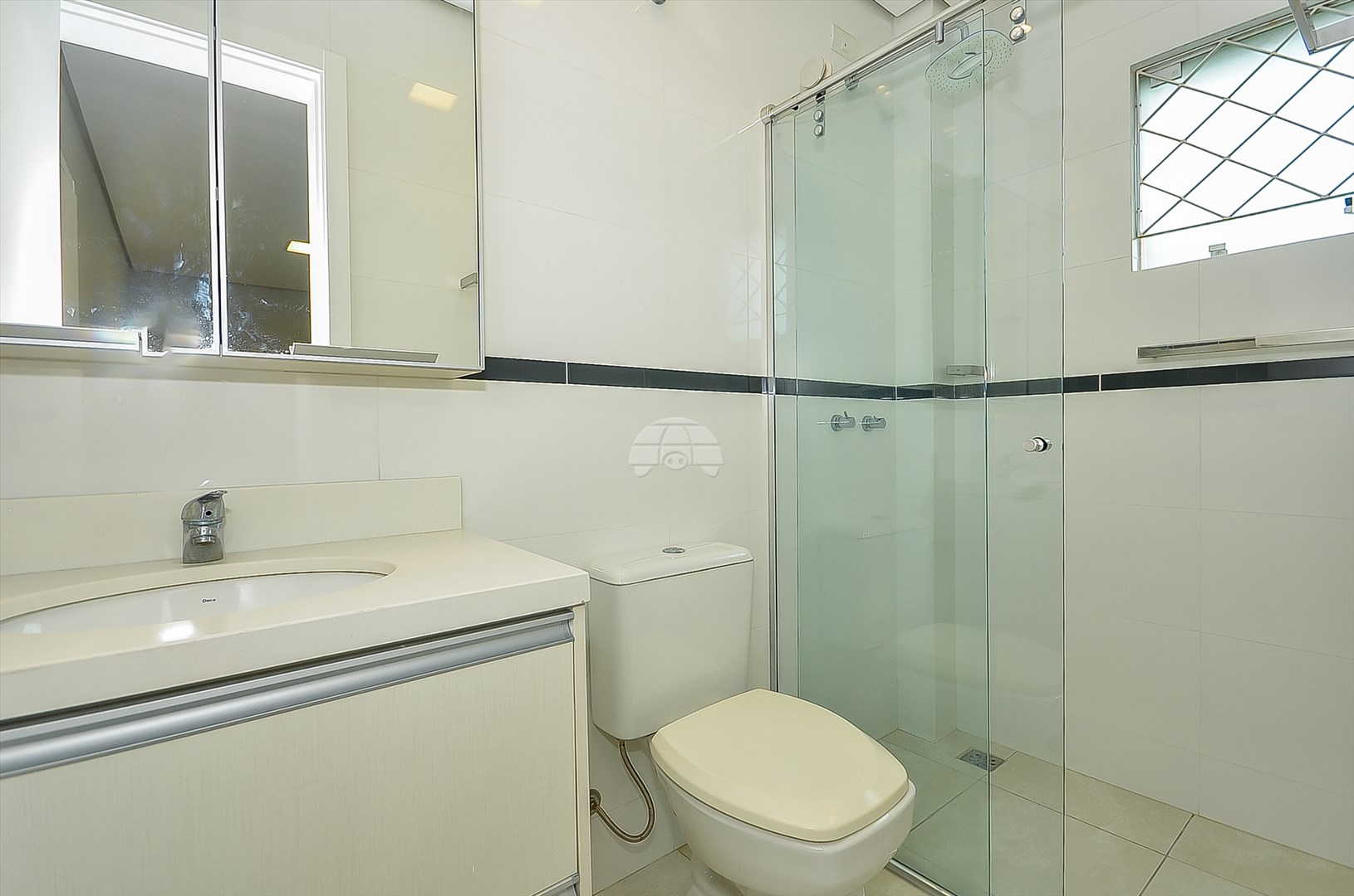 Casa à venda em Jardim Social, Curitiba — Imobiliária Andrade