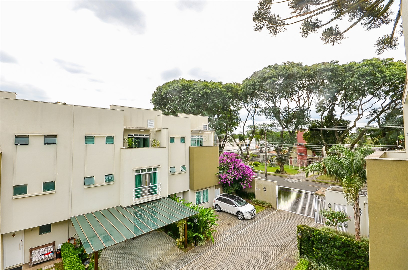 Casa à venda em Jardim Social, Curitiba — Imobiliária Andrade