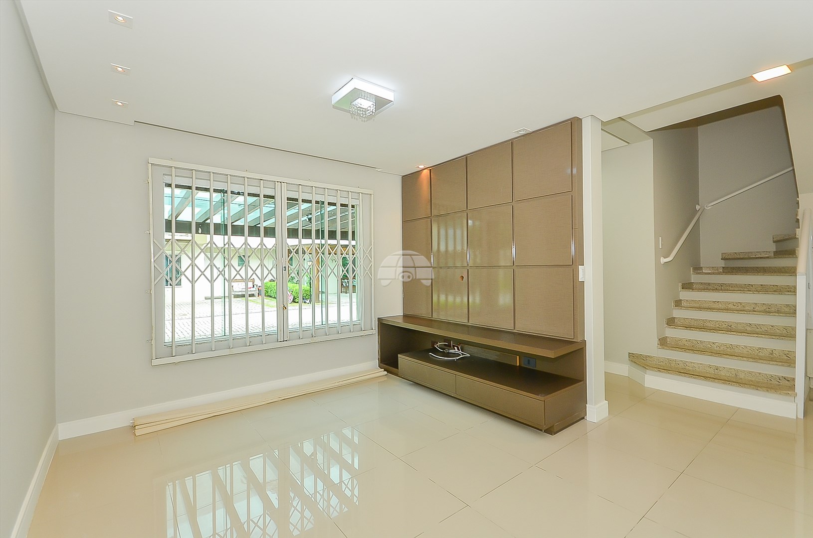 Casa à venda em Jardim Social, Curitiba — Imobiliária Andrade