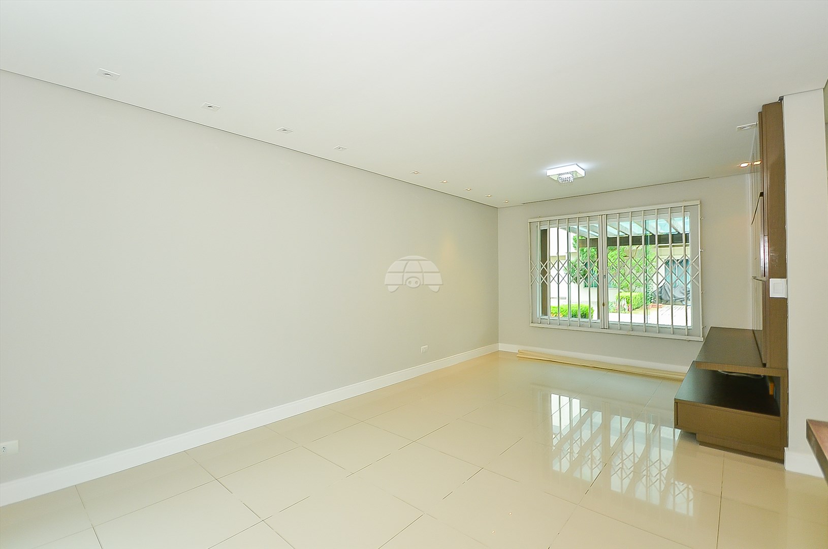 Casa à venda em Jardim Social, Curitiba — Imobiliária Andrade