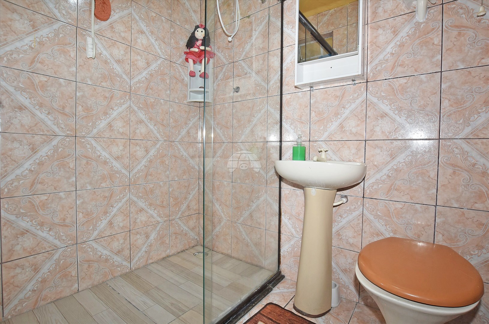 Casa à venda em Pinheirinho, Curitiba — Imobiliária Andrade