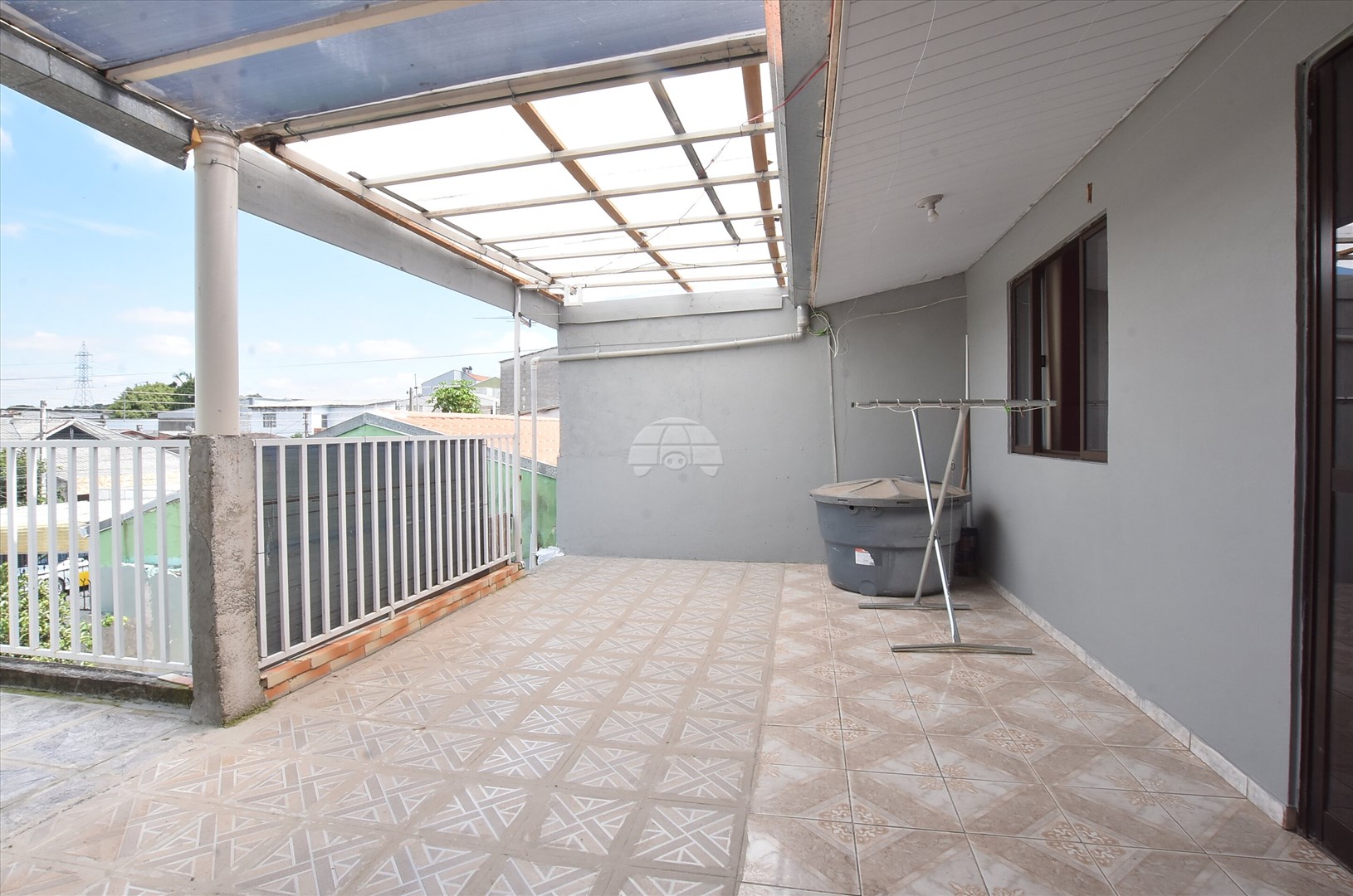 Casa à venda em Pinheirinho, Curitiba — Imobiliária Andrade