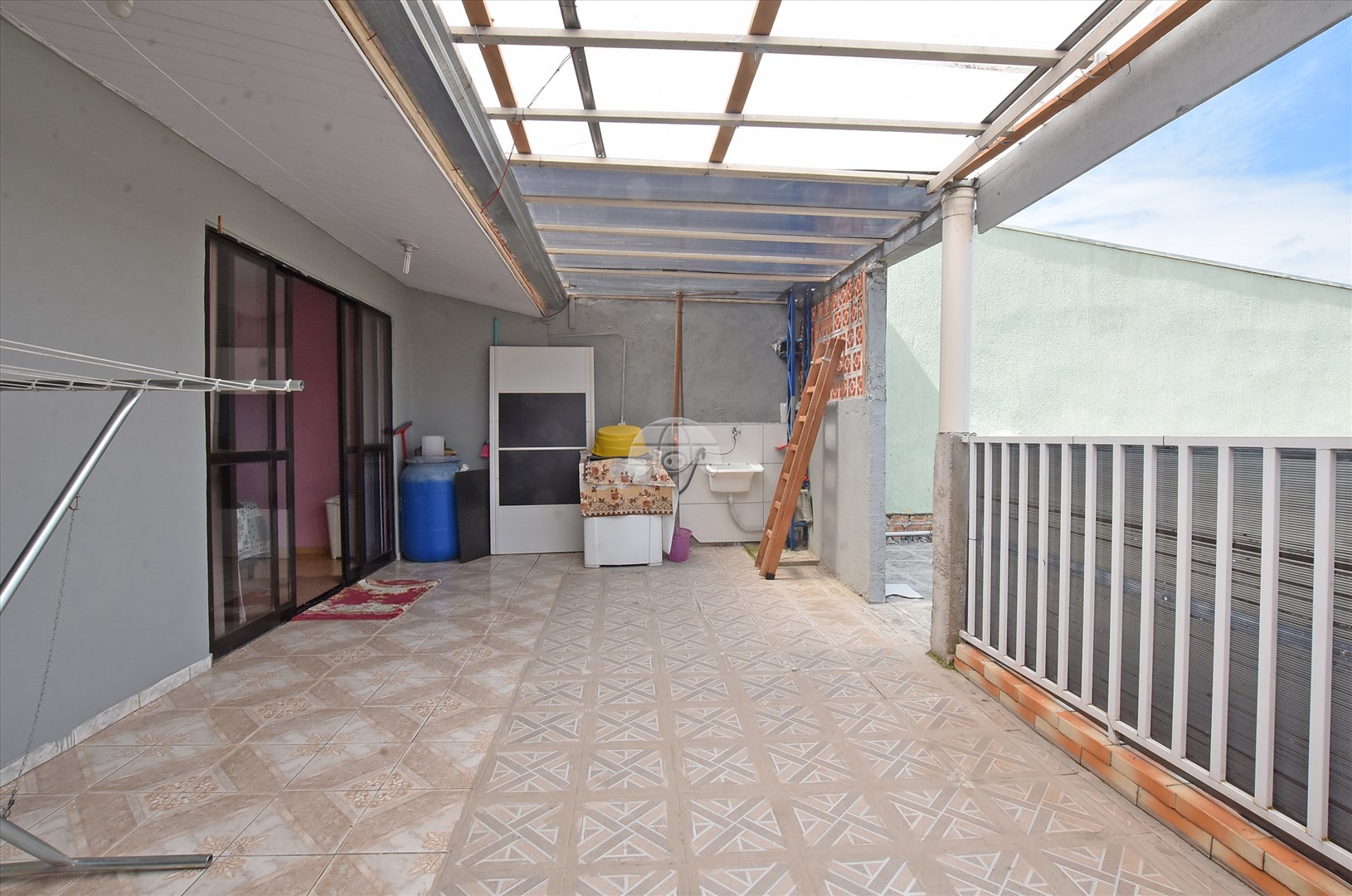 Casa à venda em Pinheirinho, Curitiba — Imobiliária Andrade