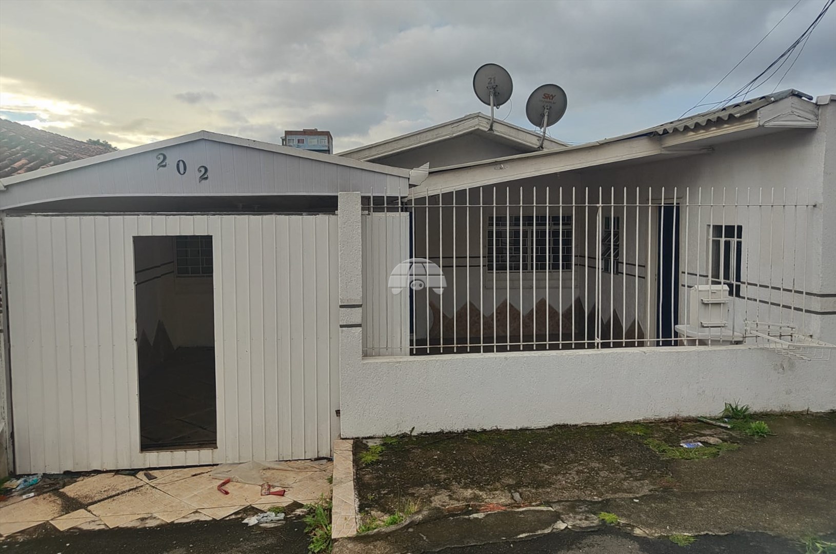 Casa à venda em Vila Yara, Colombo — Portal Chave Fácil