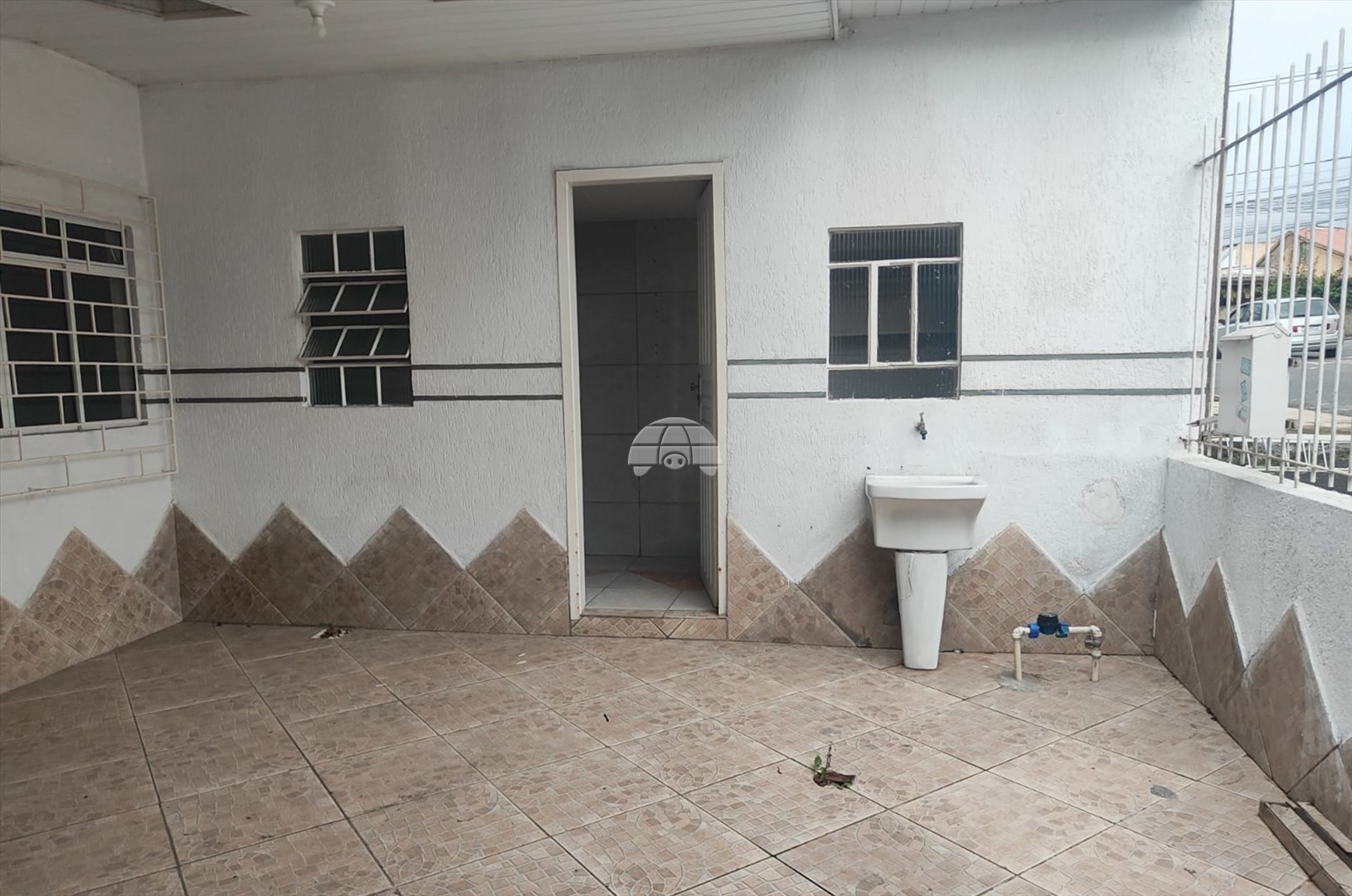 Casa à venda em Vila Yara, Colombo — Portal Chave Fácil
