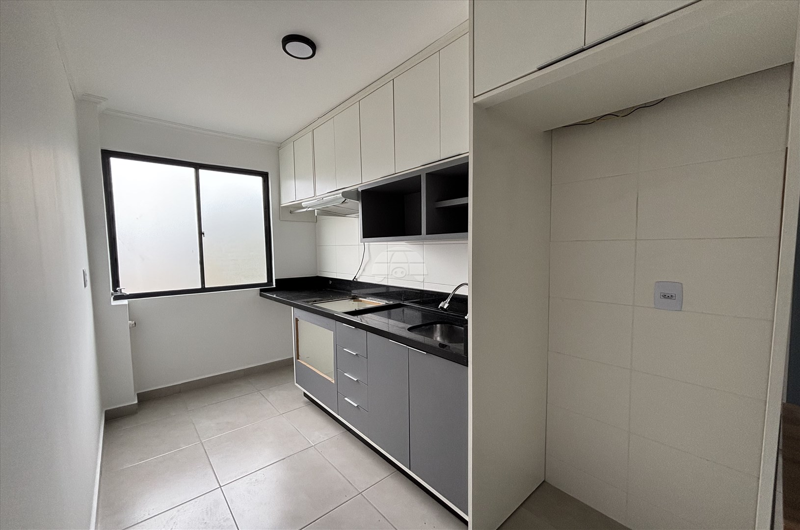 Apartamento à venda em Tanguá, Almirante Tamandaré — Portal Chave Fácil