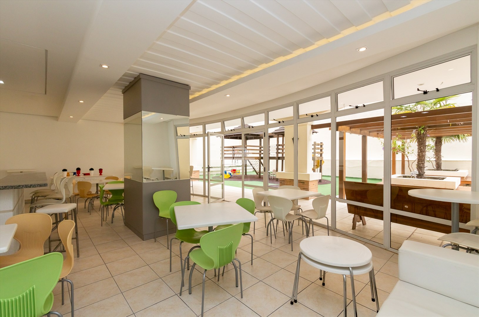 Apartamento à venda em Água Verde, Curitiba — Construa Assessoria Imobiliária