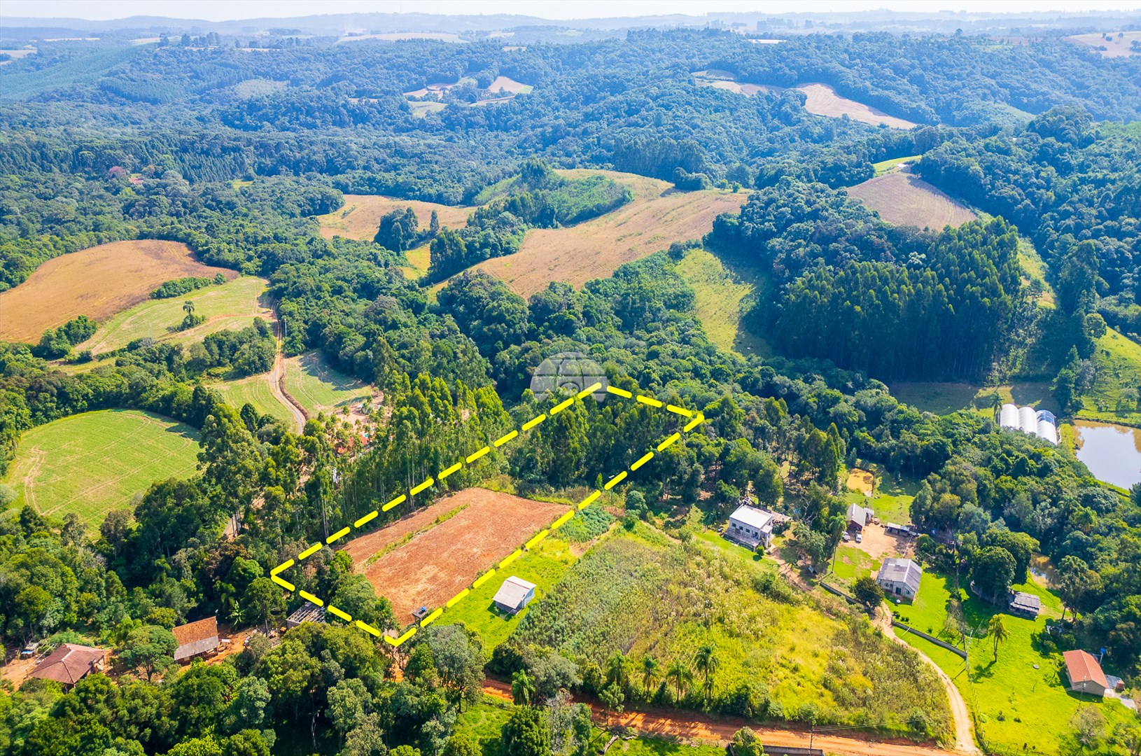 Terreno/Área à venda em Lacerda, Lapa — Portal Chave Fácil