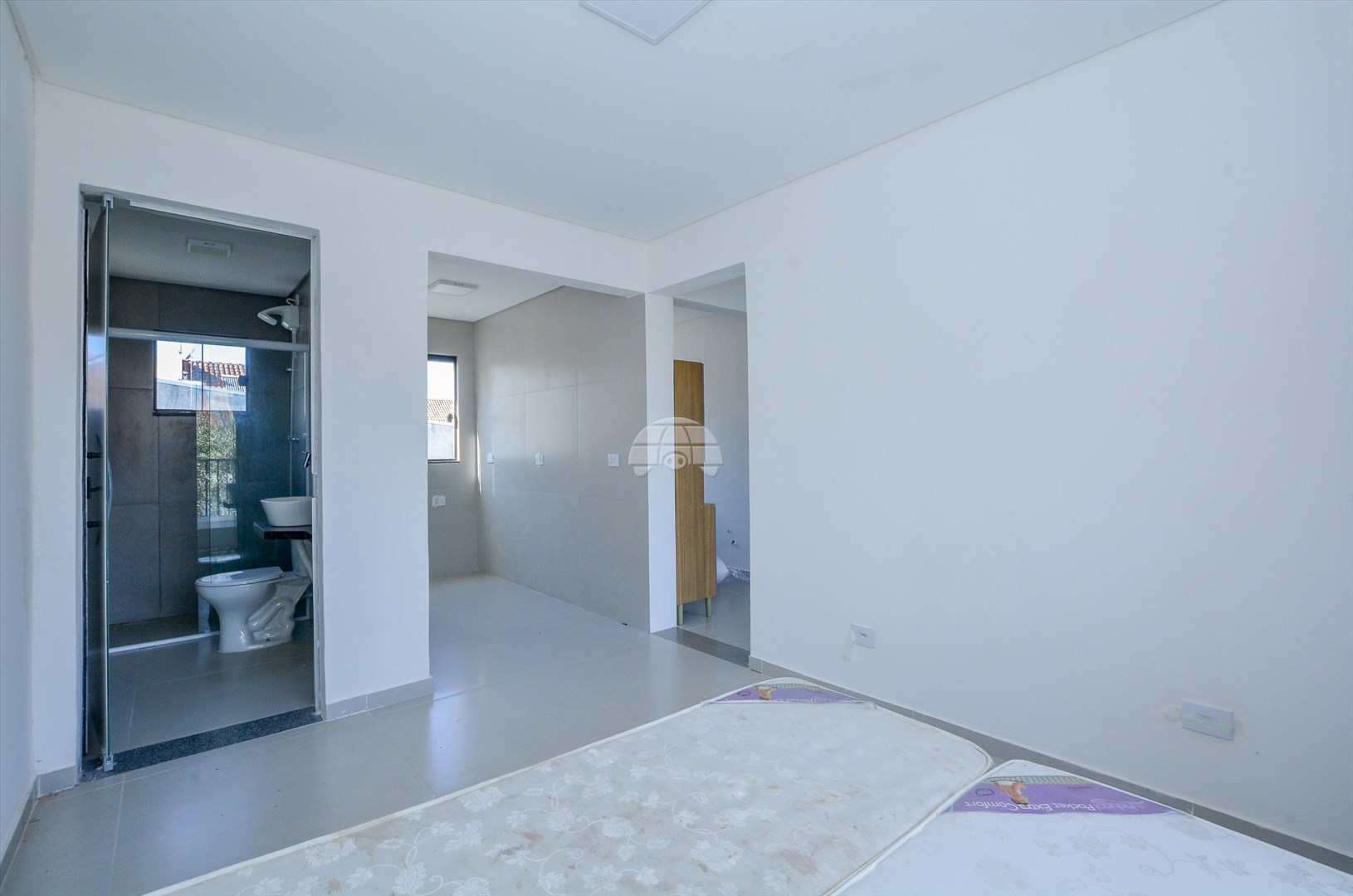 Casa à venda em Jardim Das Américas, Curitiba — GOMES CONSULTOR IMOBILIARIO LTDA.