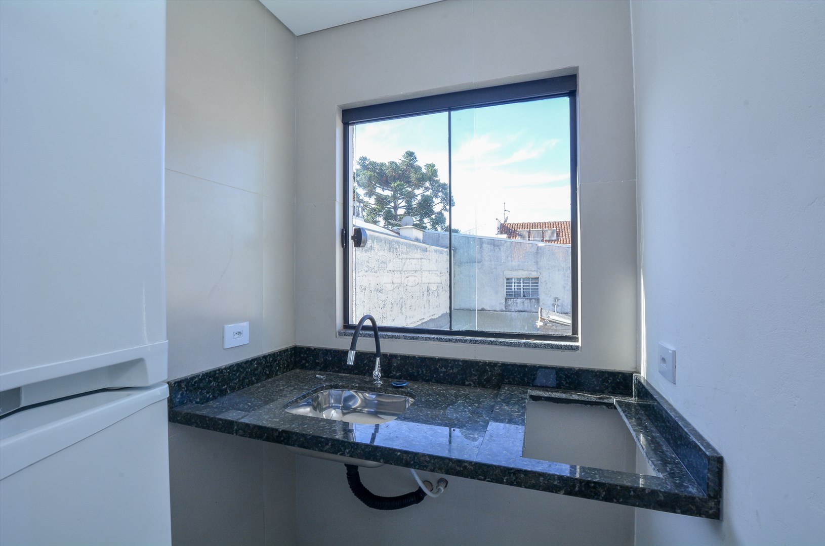 Casa à venda em Jardim Das Américas, Curitiba — GOMES CONSULTOR IMOBILIARIO LTDA.