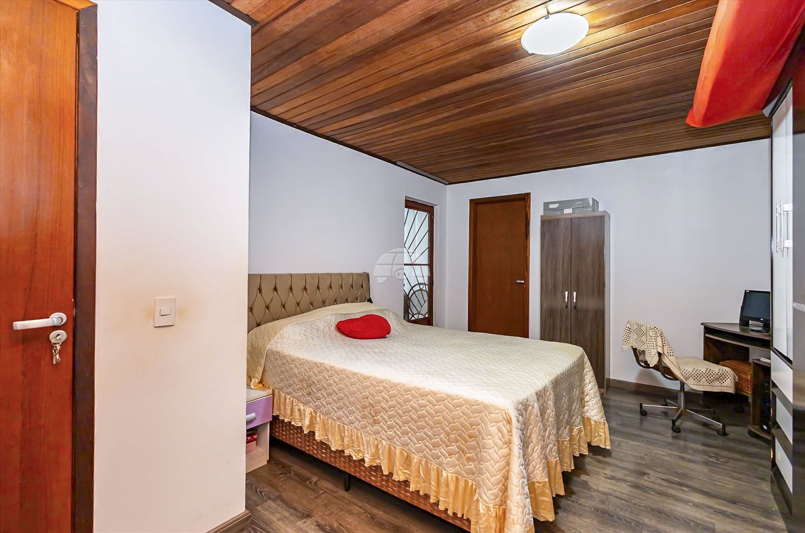 Casa à venda em Guaíra, Curitiba — TESTE 12342