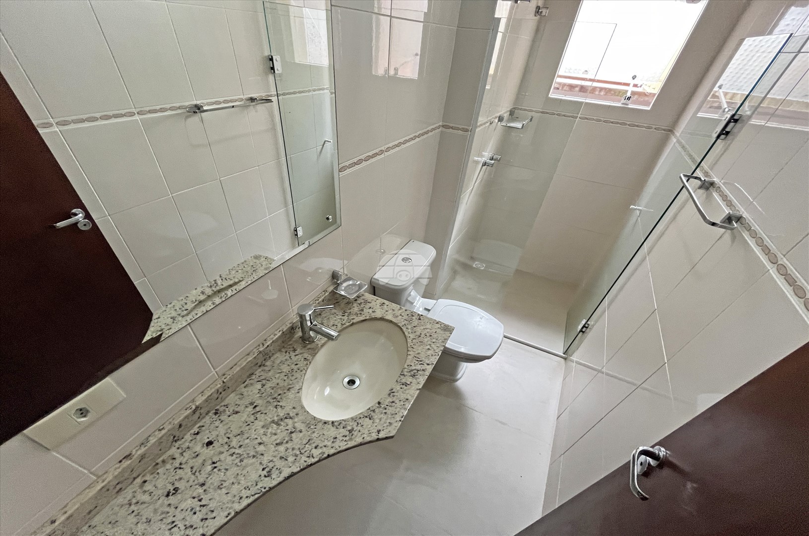 Sobrado para alugar em Bairro Alto, Curitiba — Galvão Vendas - Imóveis a venda em Curitiba