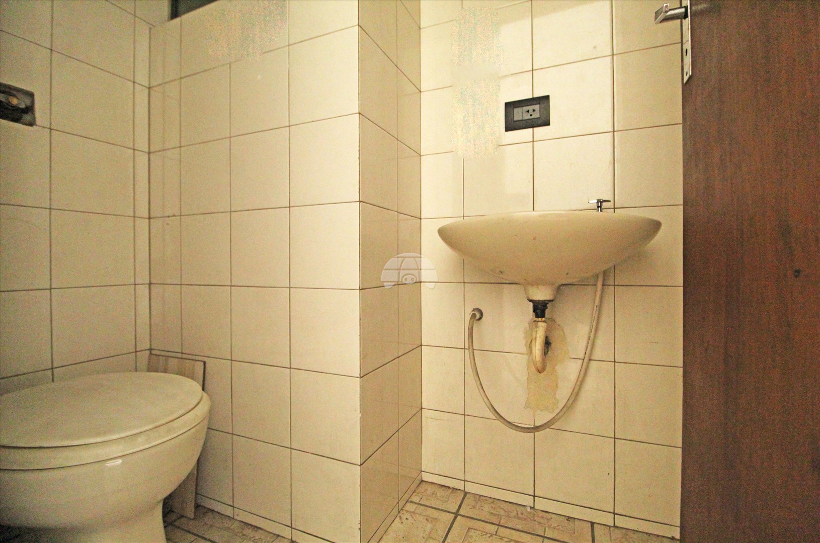 Sala/Conjunto Comercial para alugar em Mercês, Curitiba — Portal Chave Fácil