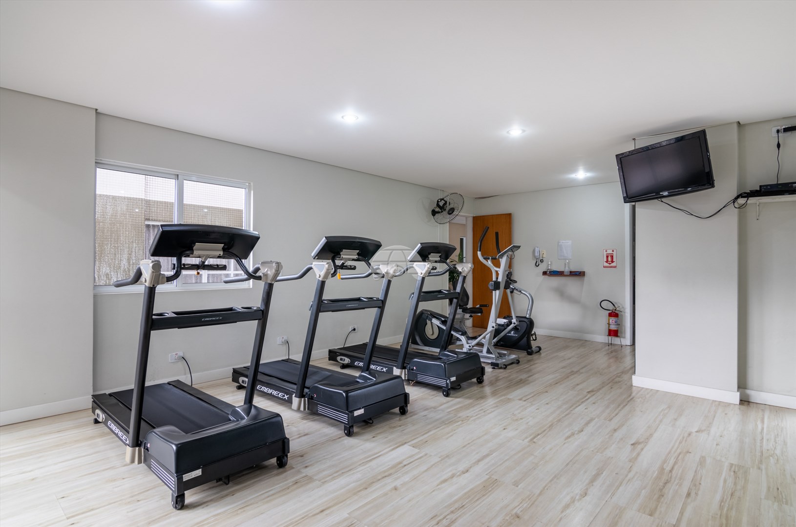 Apartamento à venda em Cabral, Curitiba — MAFI ADMINISTRADORA DE IMOVEIS LTDA