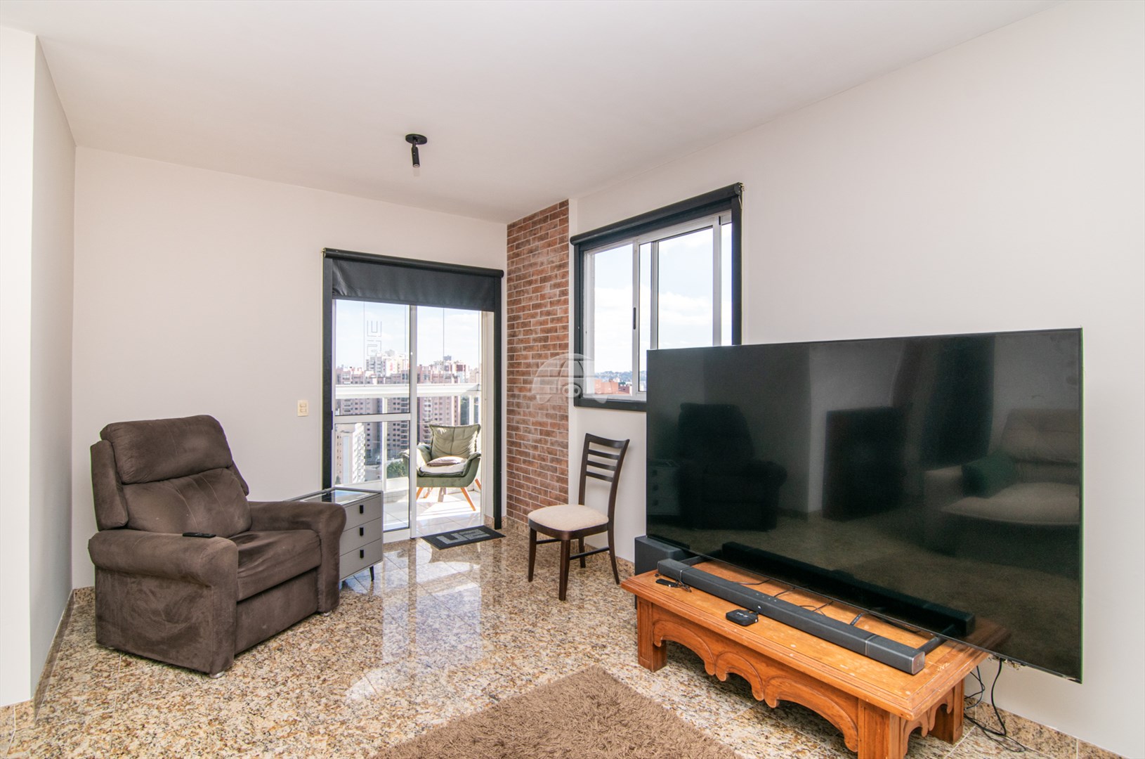 Apartamento à venda em Cabral, Curitiba — Portal Chave Fácil