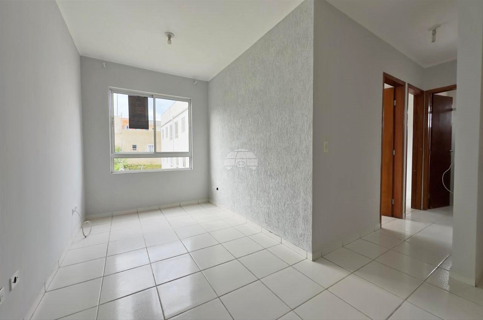 Apartamento para alugar em Planta Vila Nova, Colombo — Portal Chave Fácil