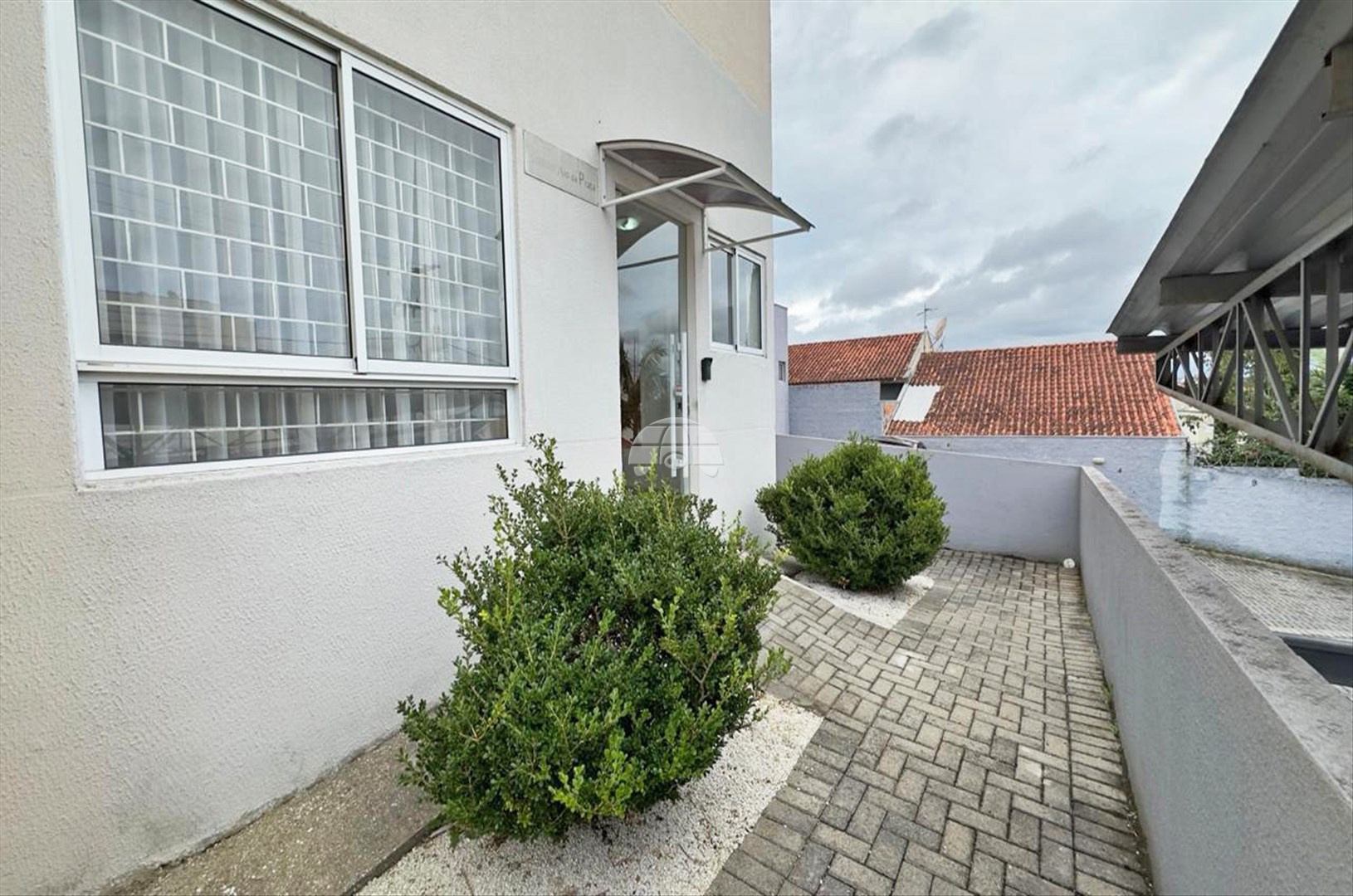 Apartamento para alugar em Planta Vila Nova, Colombo — Portal Chave Fácil