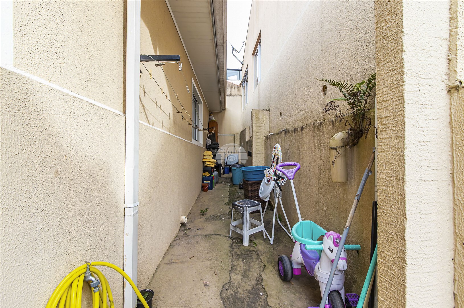 Casa à venda em Xaxim, Curitiba — Imobiliária Andrade