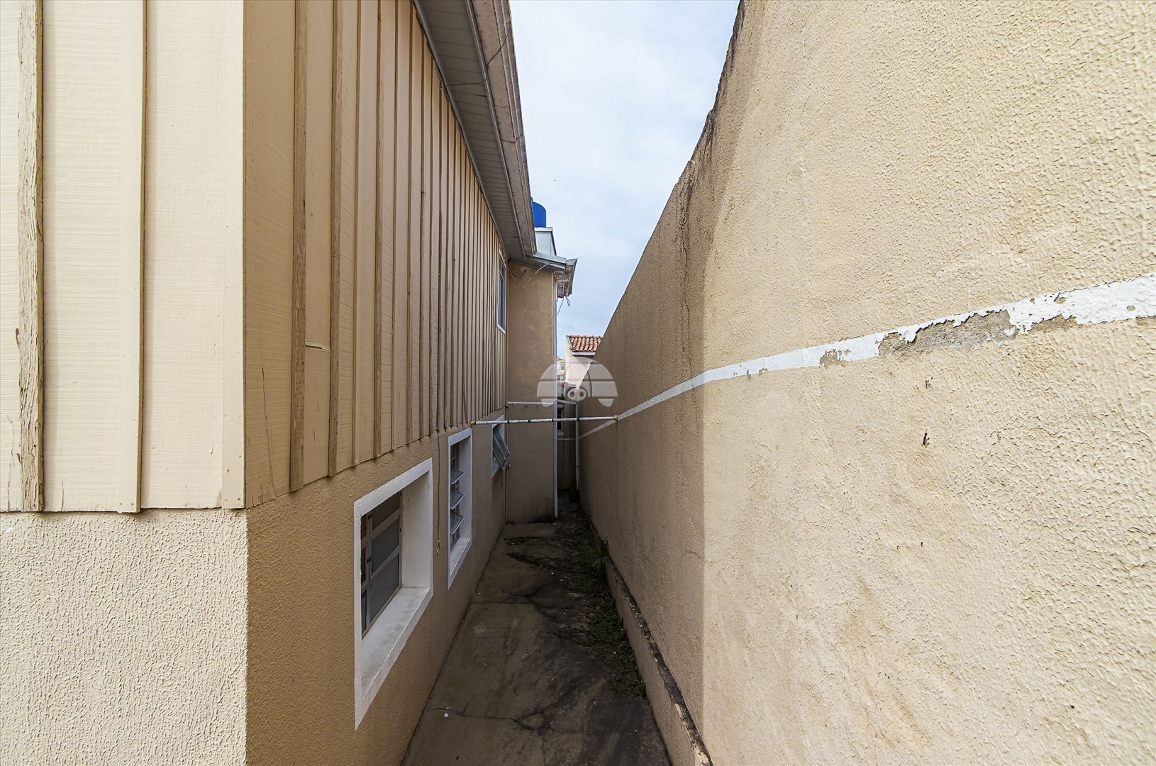 Casa à venda em Xaxim, Curitiba — Imobiliária Andrade