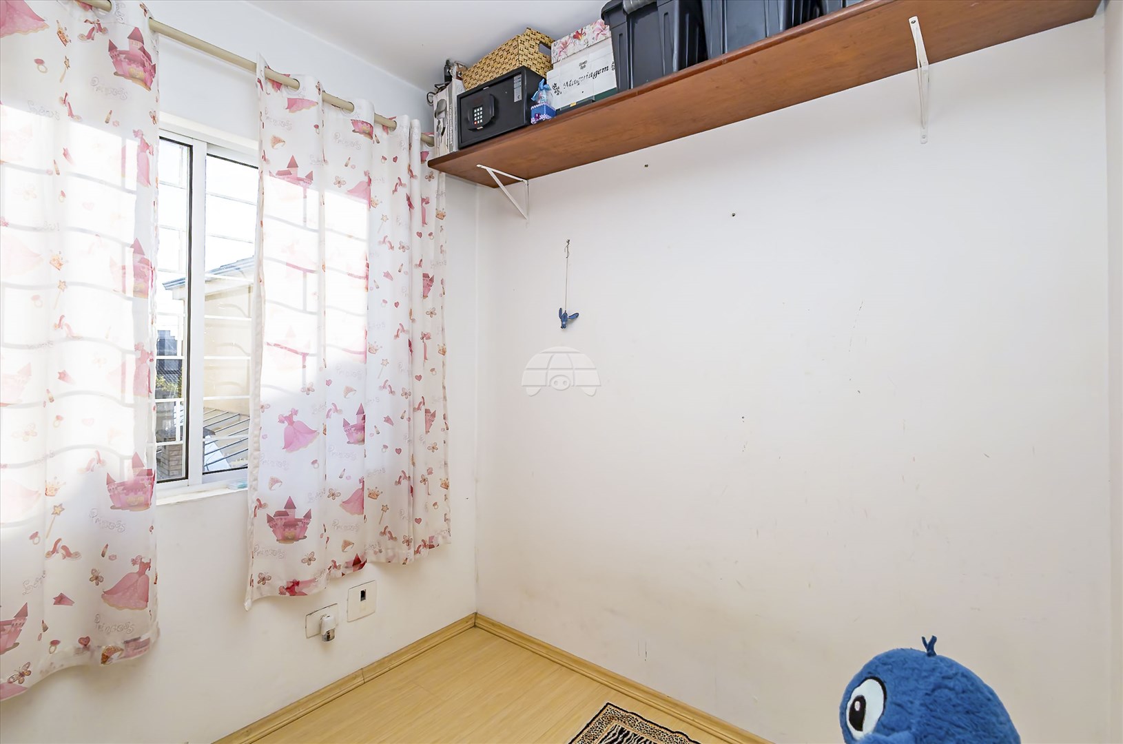 Casa à venda em Cajuru, Curitiba — GOMES CONSULTOR IMOBILIARIO LTDA.