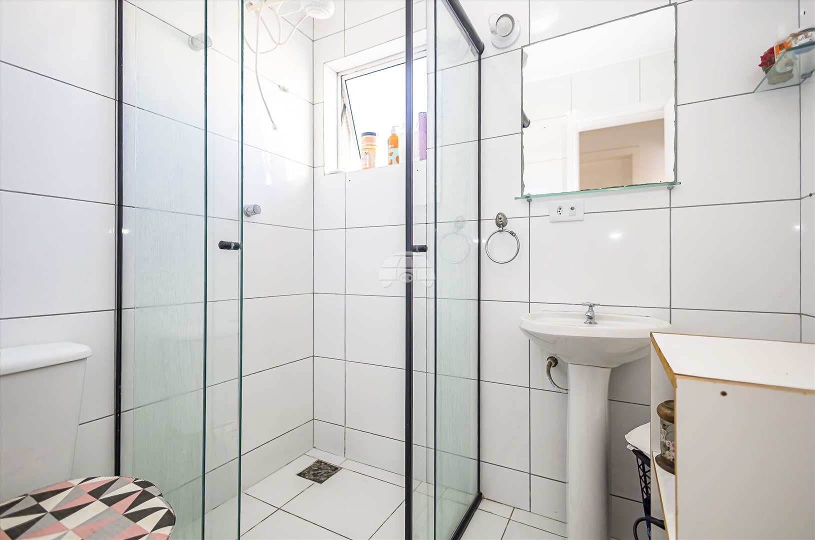 Casa à venda em Cajuru, Curitiba — GOMES CONSULTOR IMOBILIARIO LTDA.