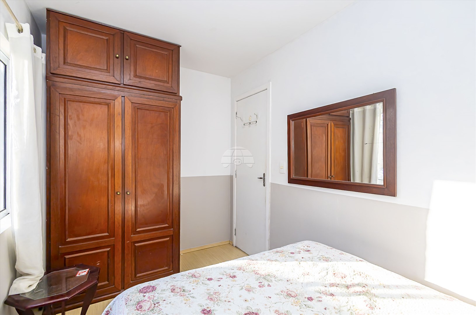 Casa à venda em Cajuru, Curitiba — GOMES CONSULTOR IMOBILIARIO LTDA.