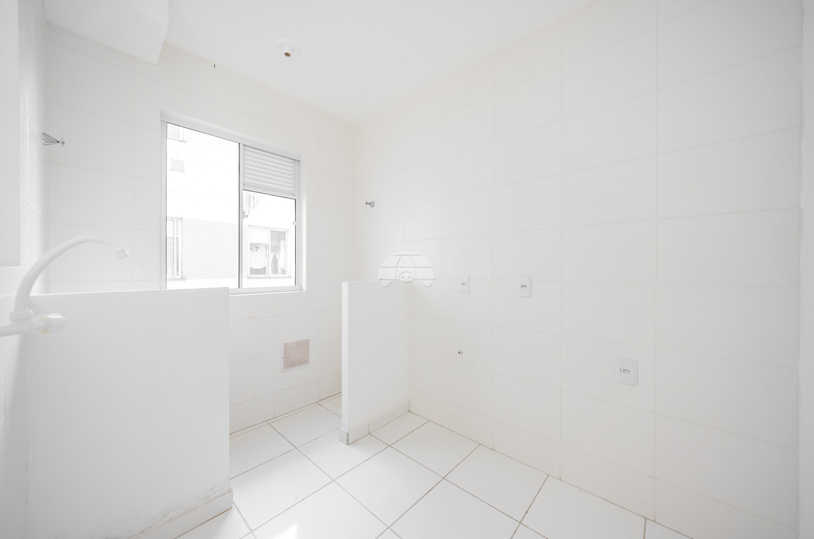 Apartamento à venda em Itaqui, Campo Largo — Portal Chave Fácil
