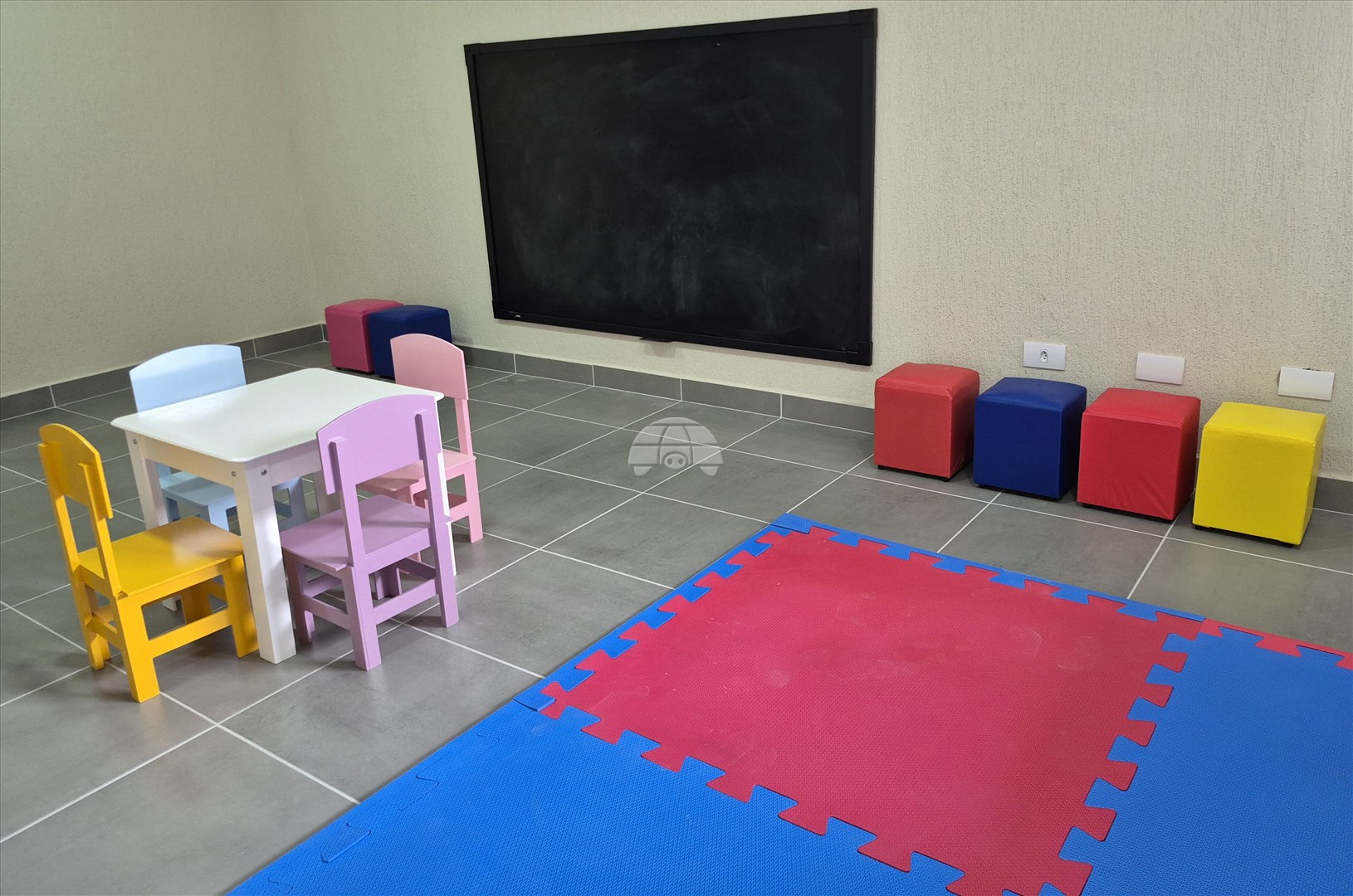 Apartamento à venda em Cajuru, Curitiba — Construa Assessoria Imobiliária