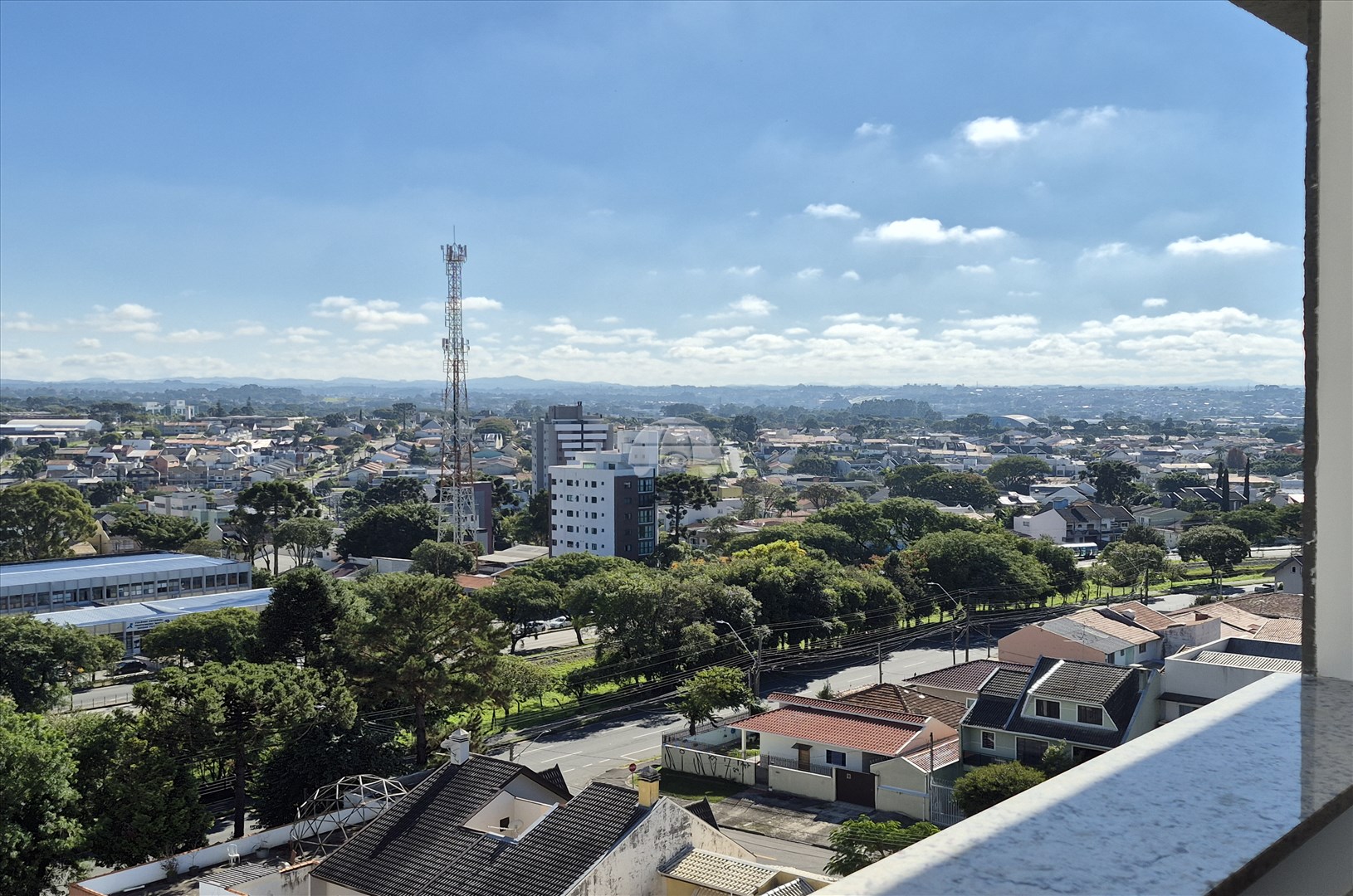 Apartamento à venda em Cajuru, Curitiba — UNA