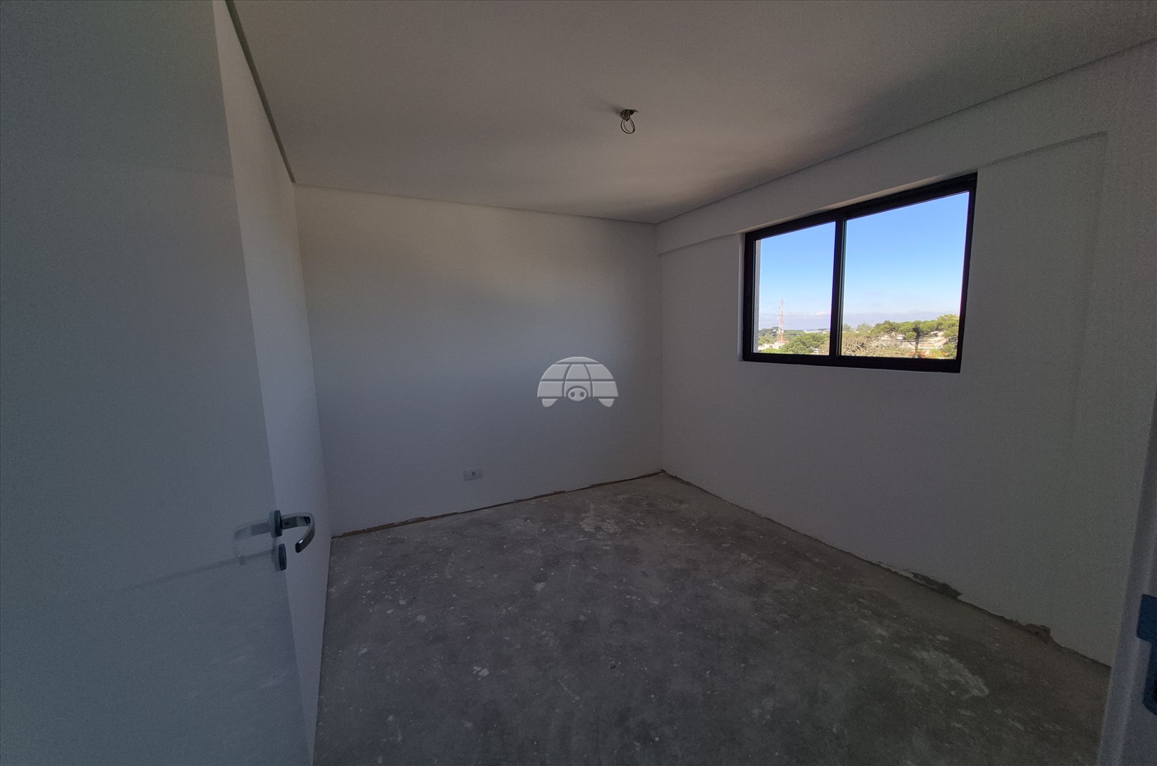 Apartamento à venda em Cajuru, Curitiba — UNA