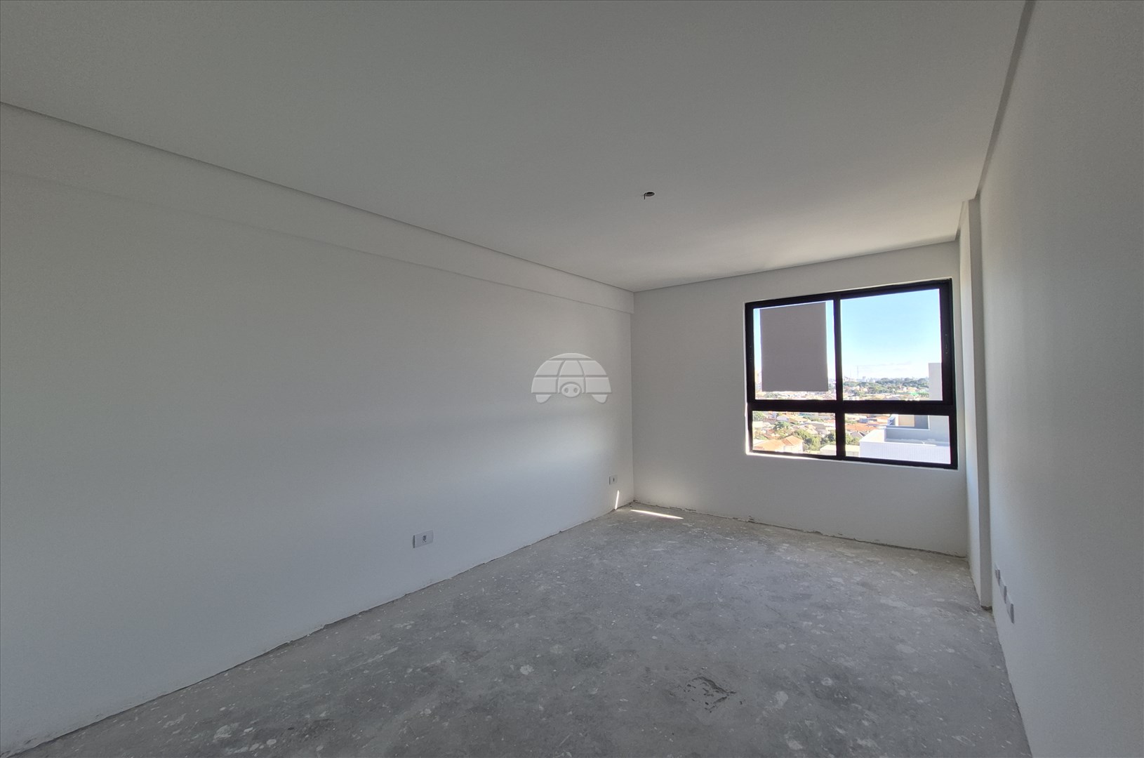 Apartamento à venda em Cajuru, Curitiba — UNA