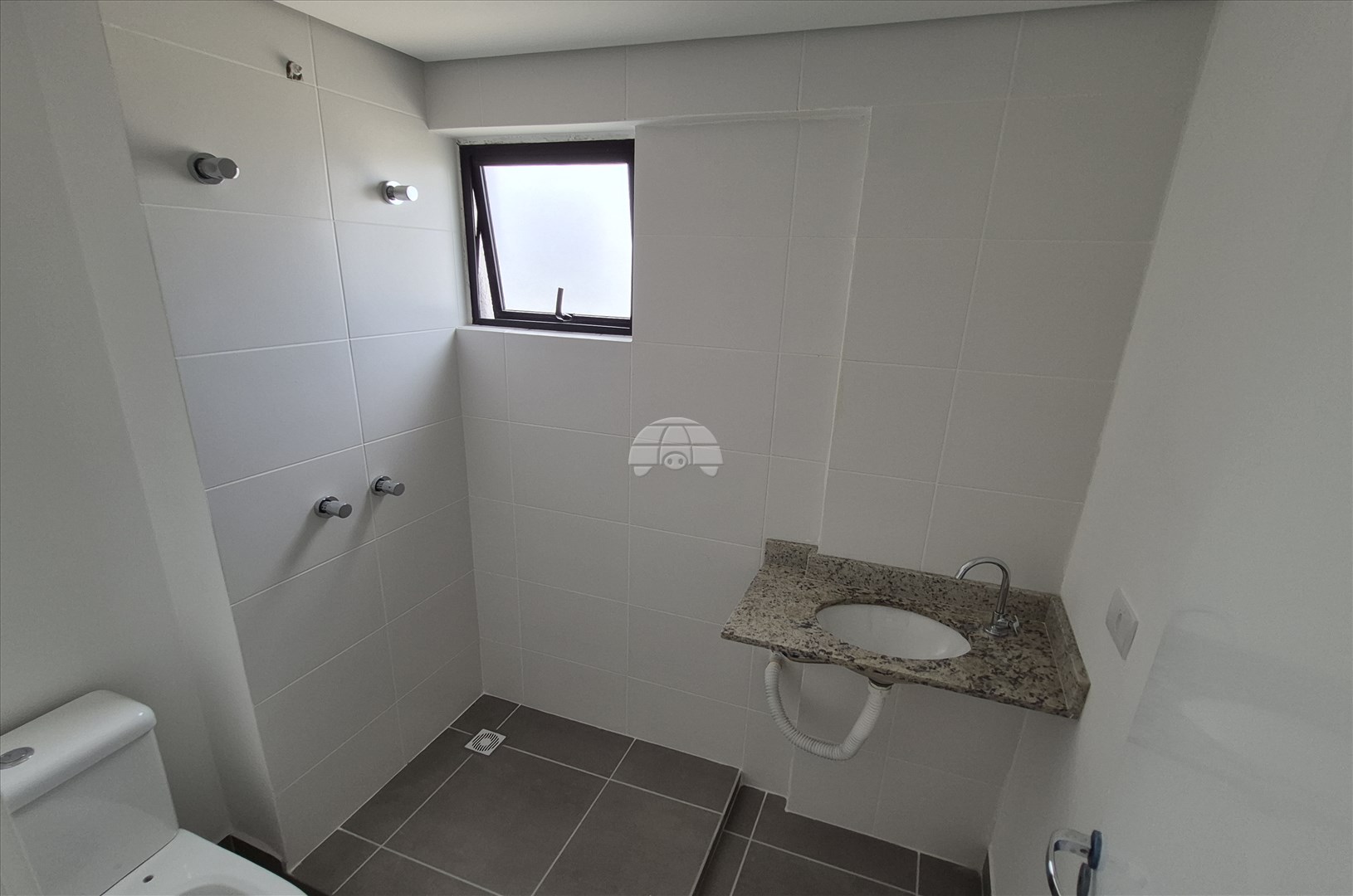 Apartamento à venda em Cajuru, Curitiba — UNA