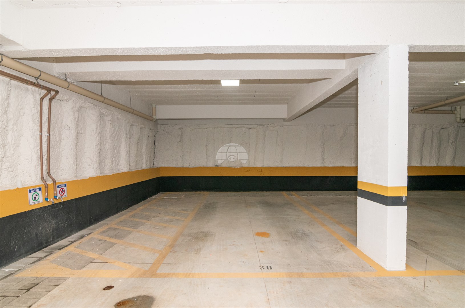 Apartamento à venda em Cajuru, Curitiba — UNA