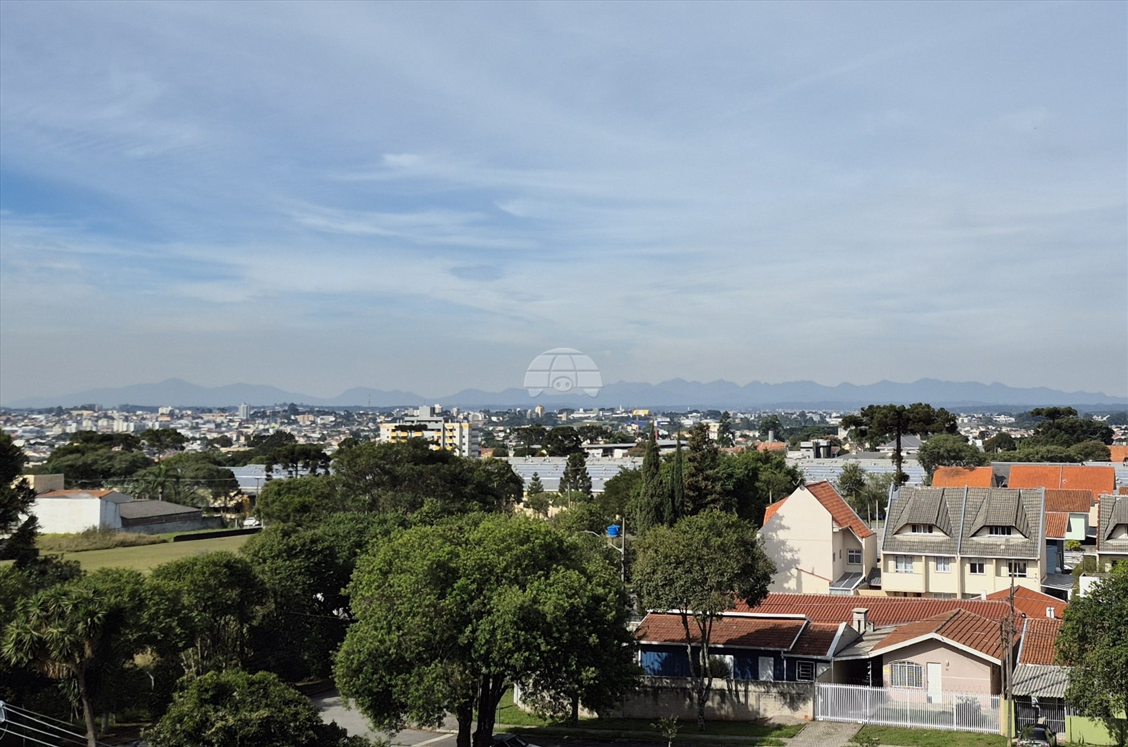 Apartamento à venda em Cajuru, Curitiba — UNA