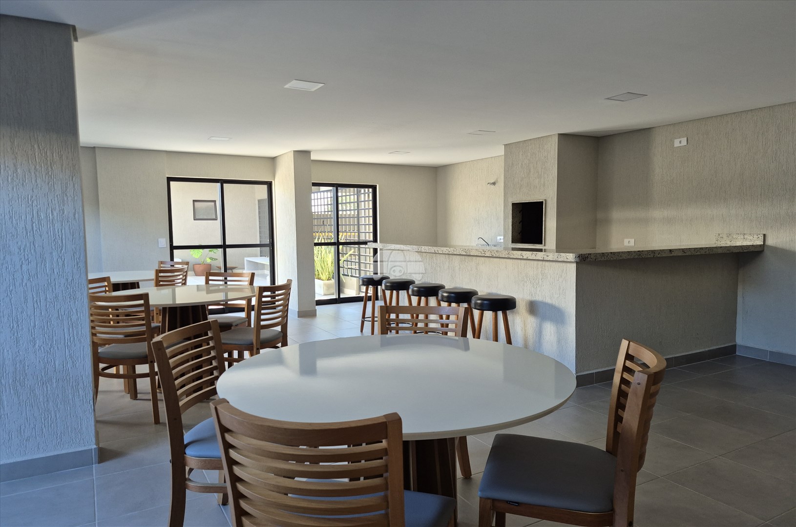 Apartamento à venda em Cajuru, Curitiba — UNA