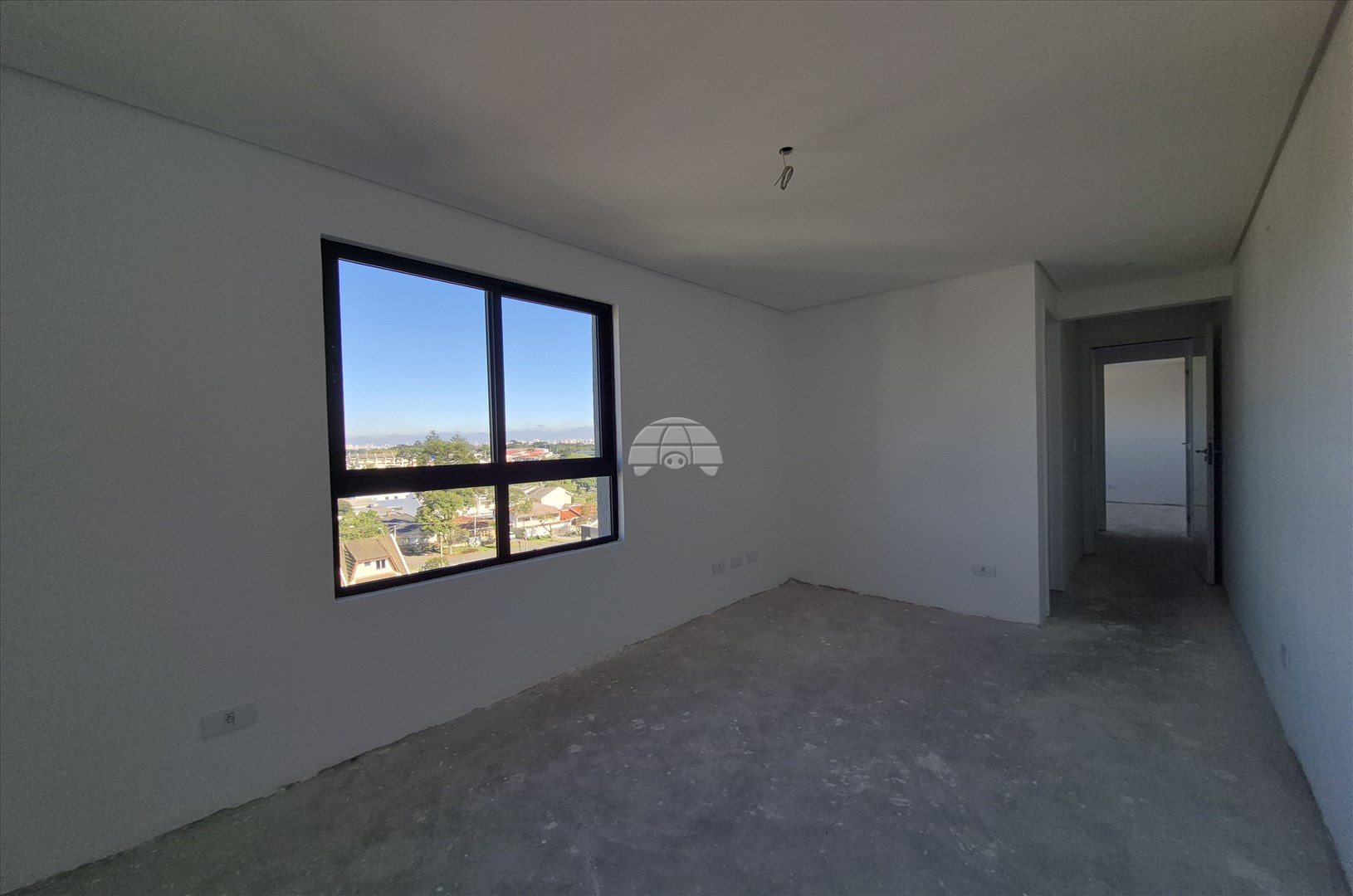 Apartamento à venda em Cajuru, Curitiba — UNA