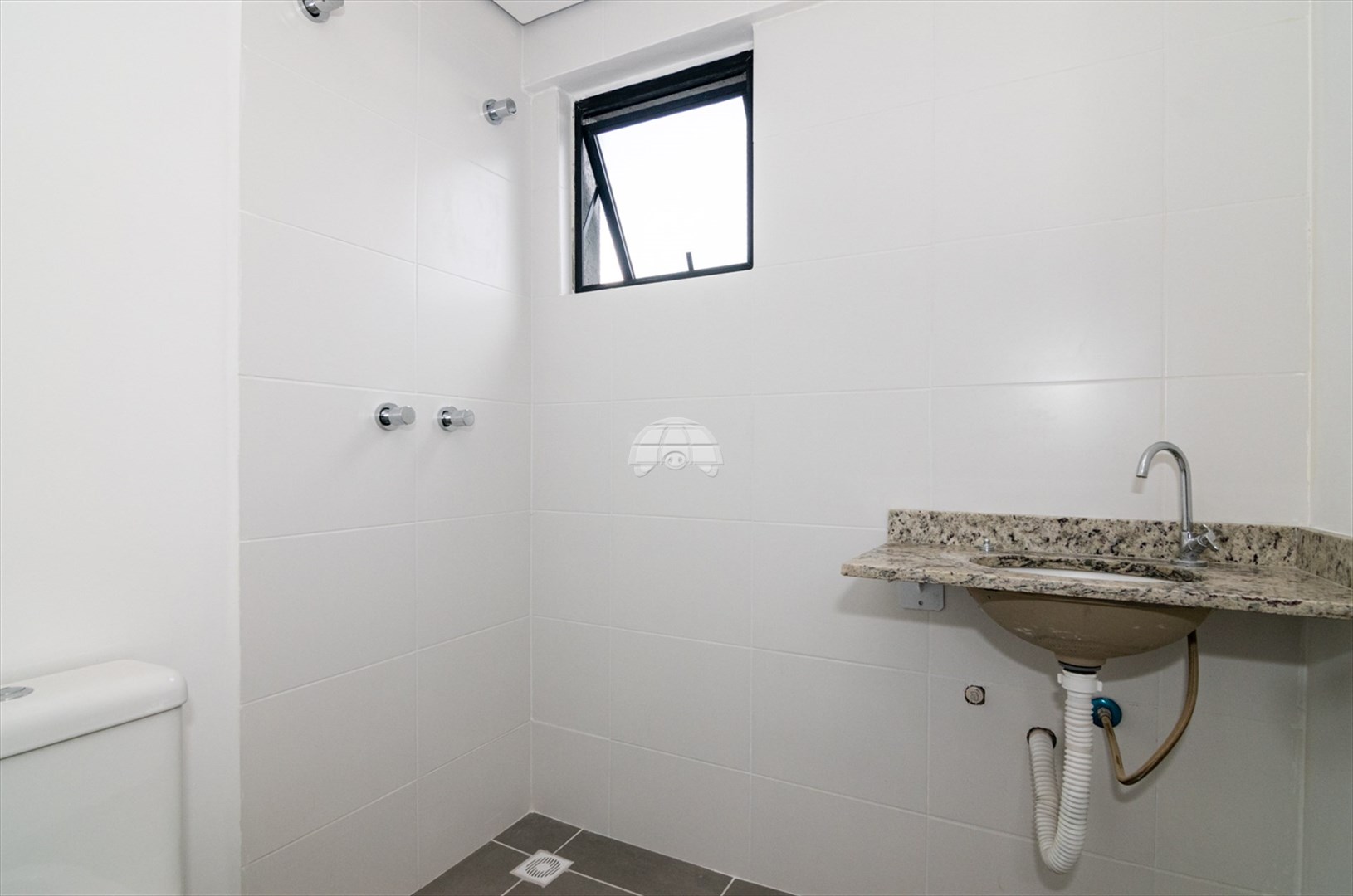 Apartamento à venda em Cajuru, Curitiba — UNA