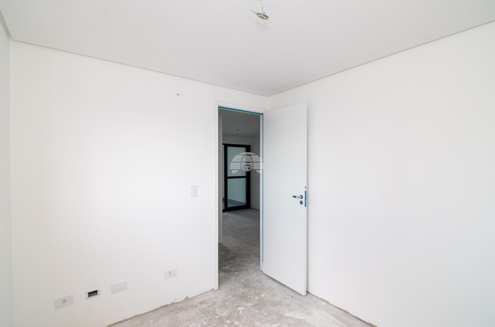Apartamento à venda em Cajuru, Curitiba — UNA