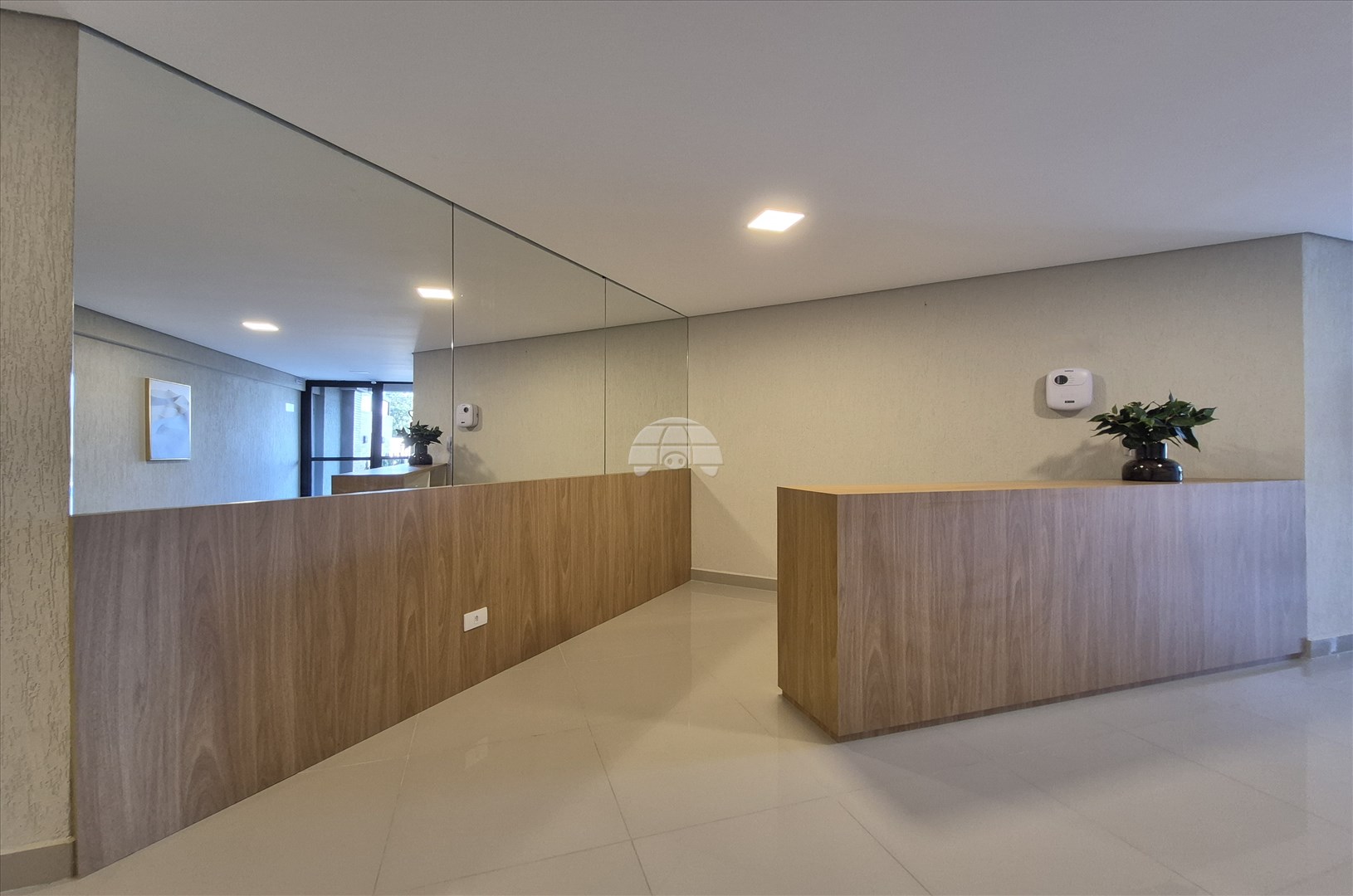 Apartamento à venda em Cajuru, Curitiba — UNA