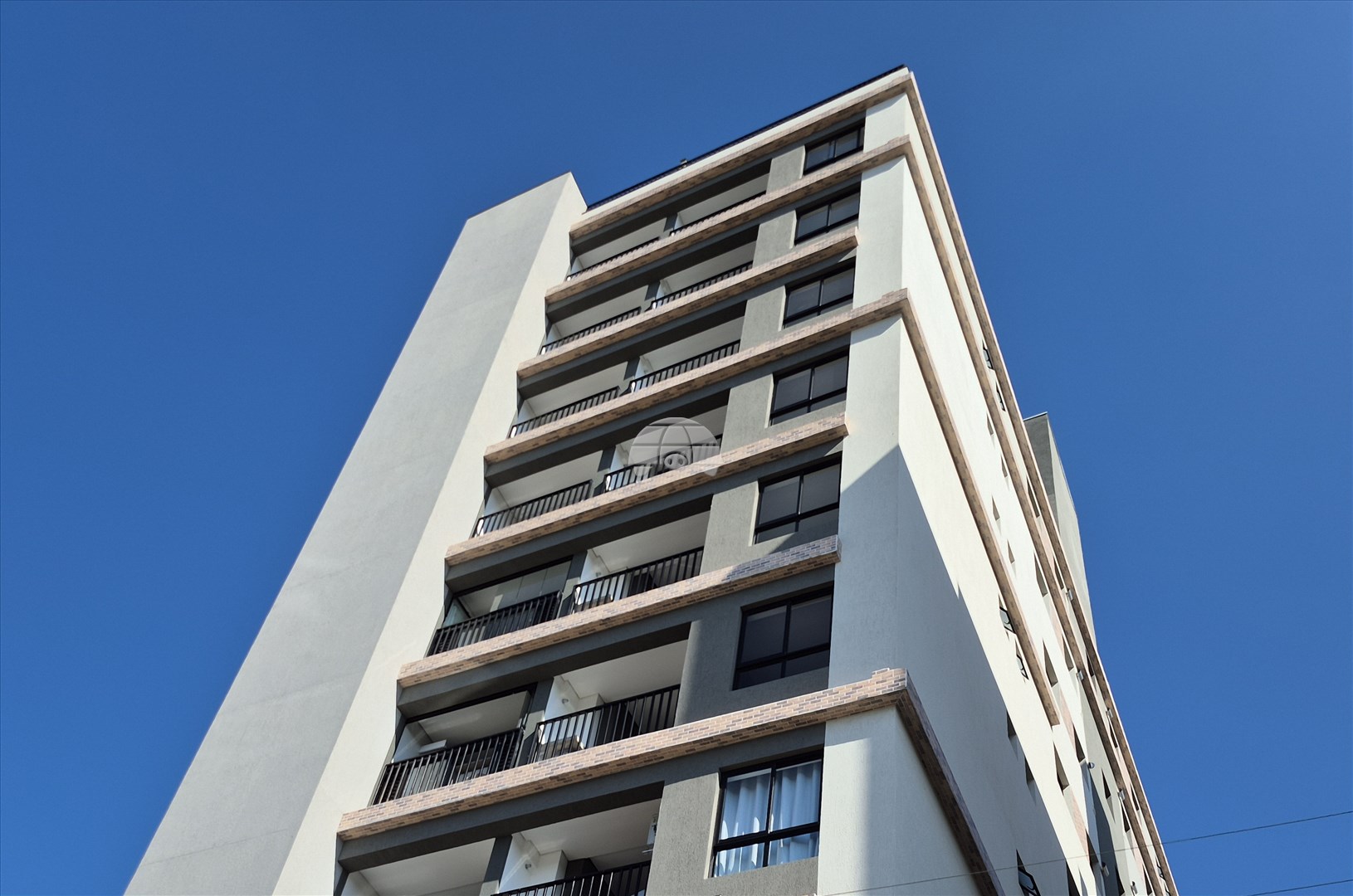 Apartamento à venda em Cajuru, Curitiba — UNA