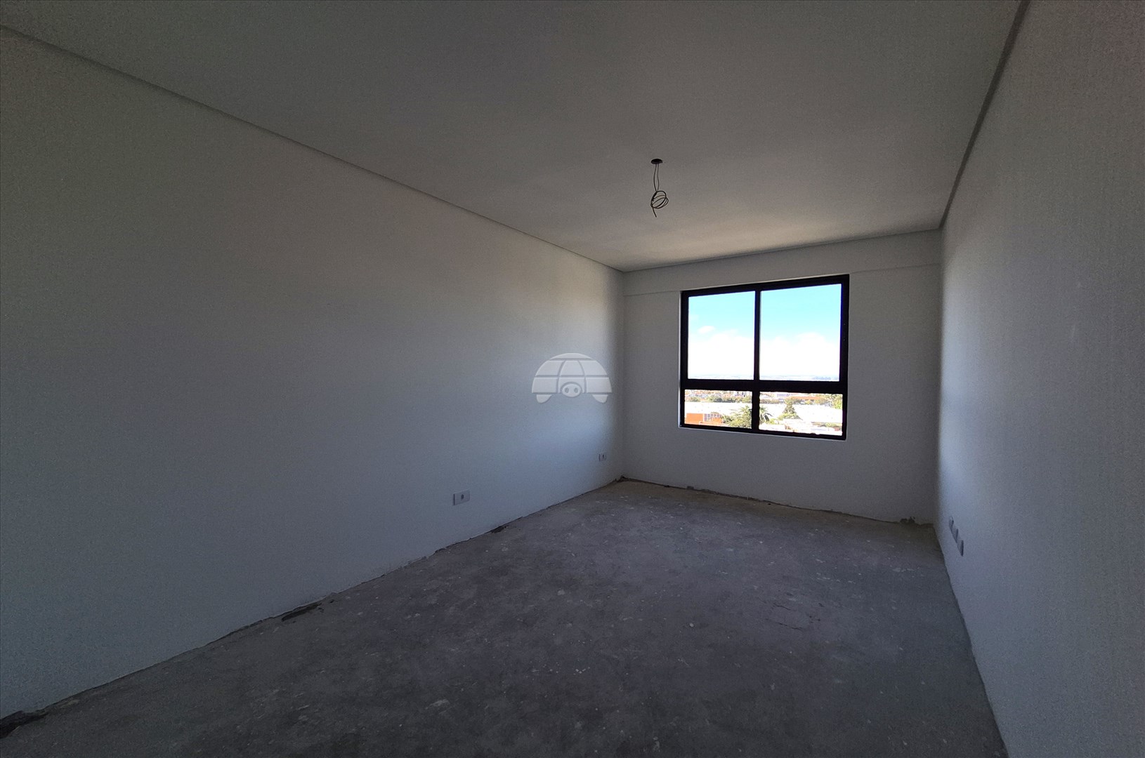 Apartamento à venda em Cajuru, Curitiba — UNA