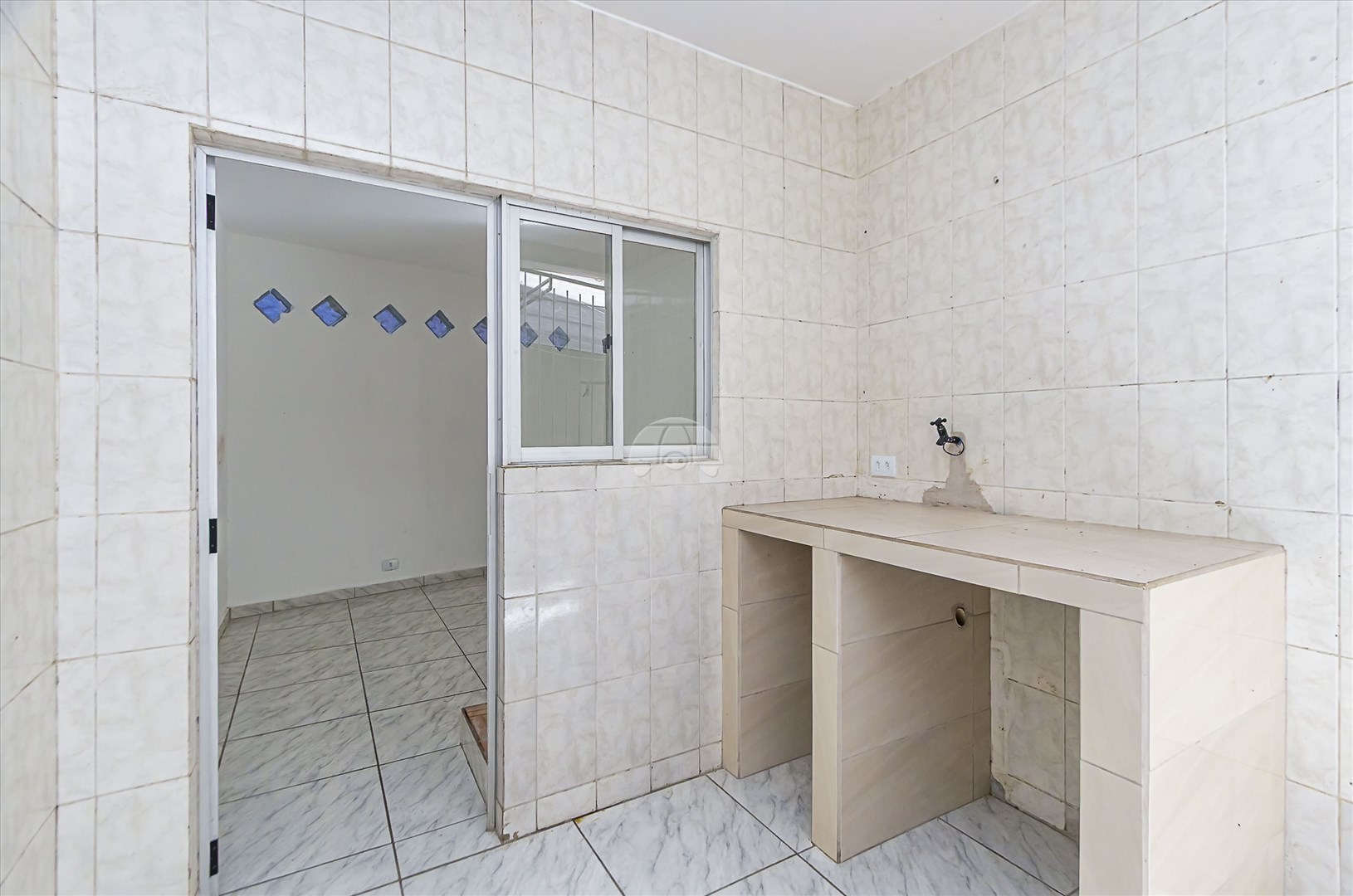 Sobrado à venda em Uberaba, Curitiba — TESTE 12342