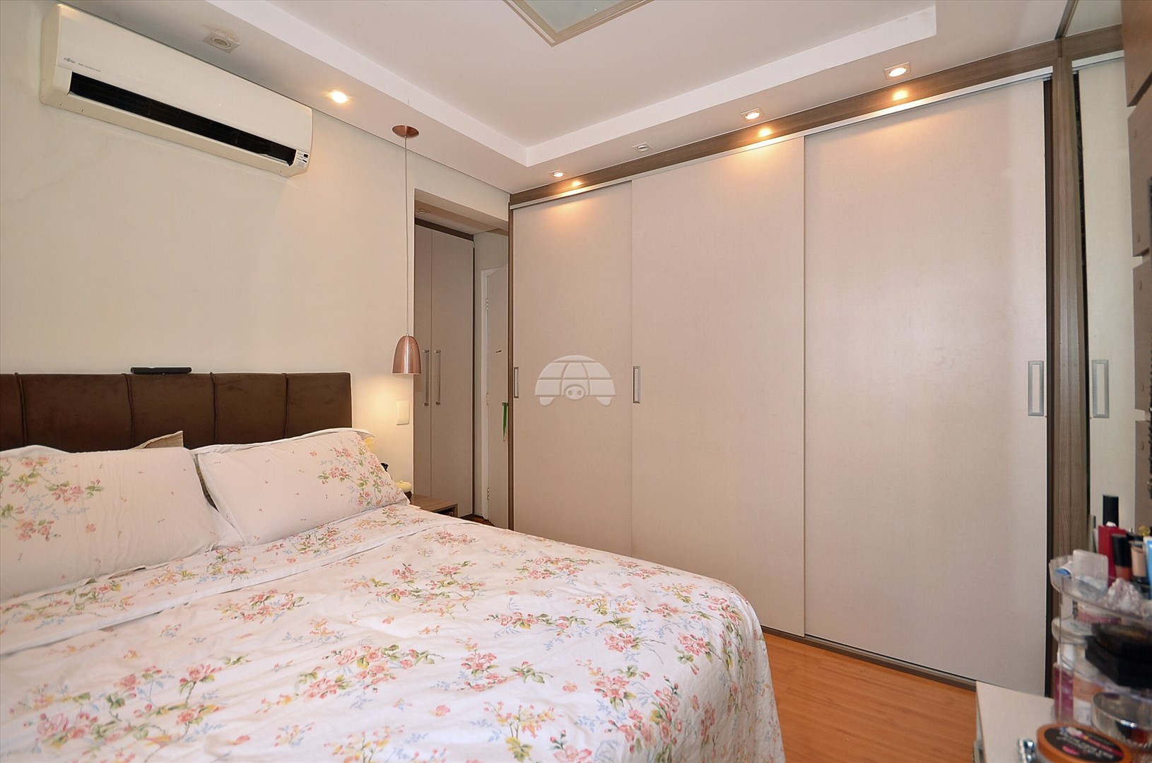 Apartamento à venda em Cristo Rei, Curitiba — TESTE 12342