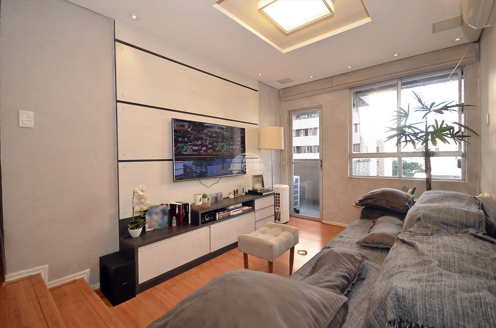 Apartamento à venda em Cristo Rei, Curitiba — TESTE 12342