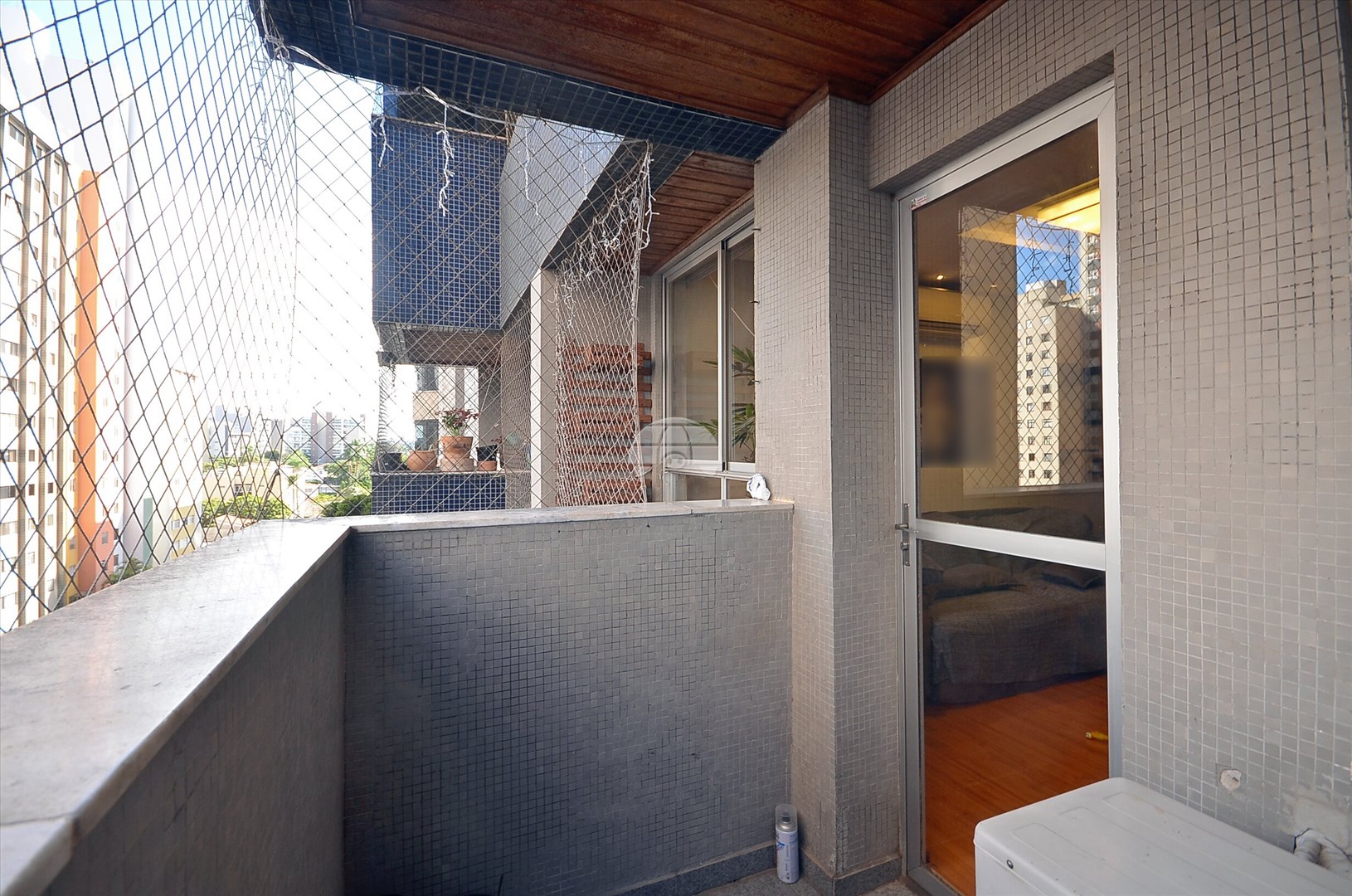 Apartamento à venda em Cristo Rei, Curitiba — TESTE 12342