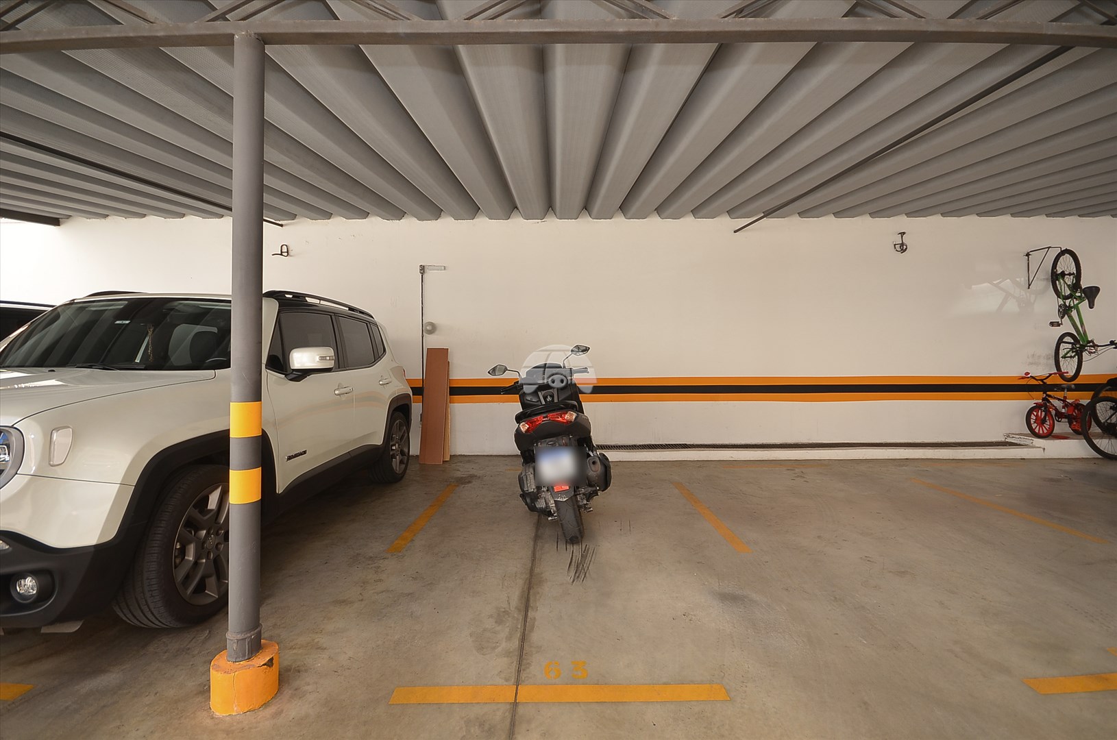 Apartamento à venda em Cristo Rei, Curitiba — TESTE 12342