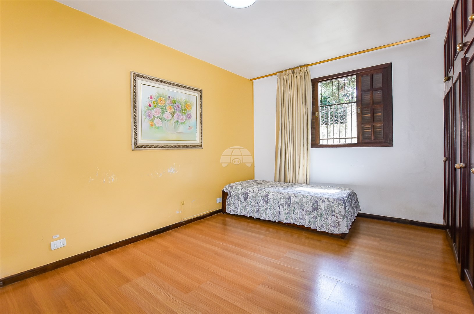 Casa à venda em Jardim Das Américas, Curitiba — GOMES CONSULTOR IMOBILIARIO LTDA.