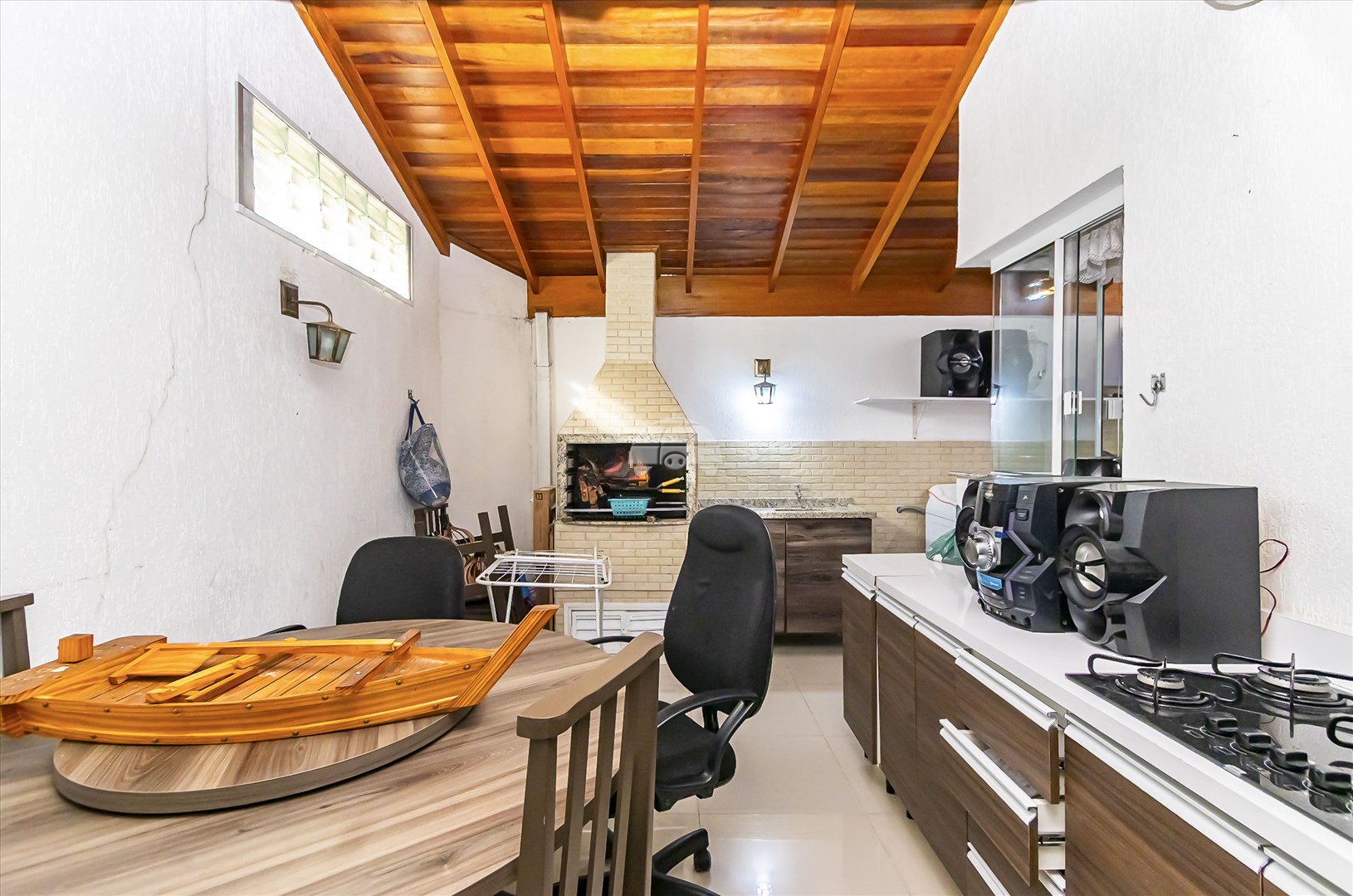 Casa à venda em Hauer, Curitiba — MAFI ADMINISTRADORA DE IMOVEIS LTDA